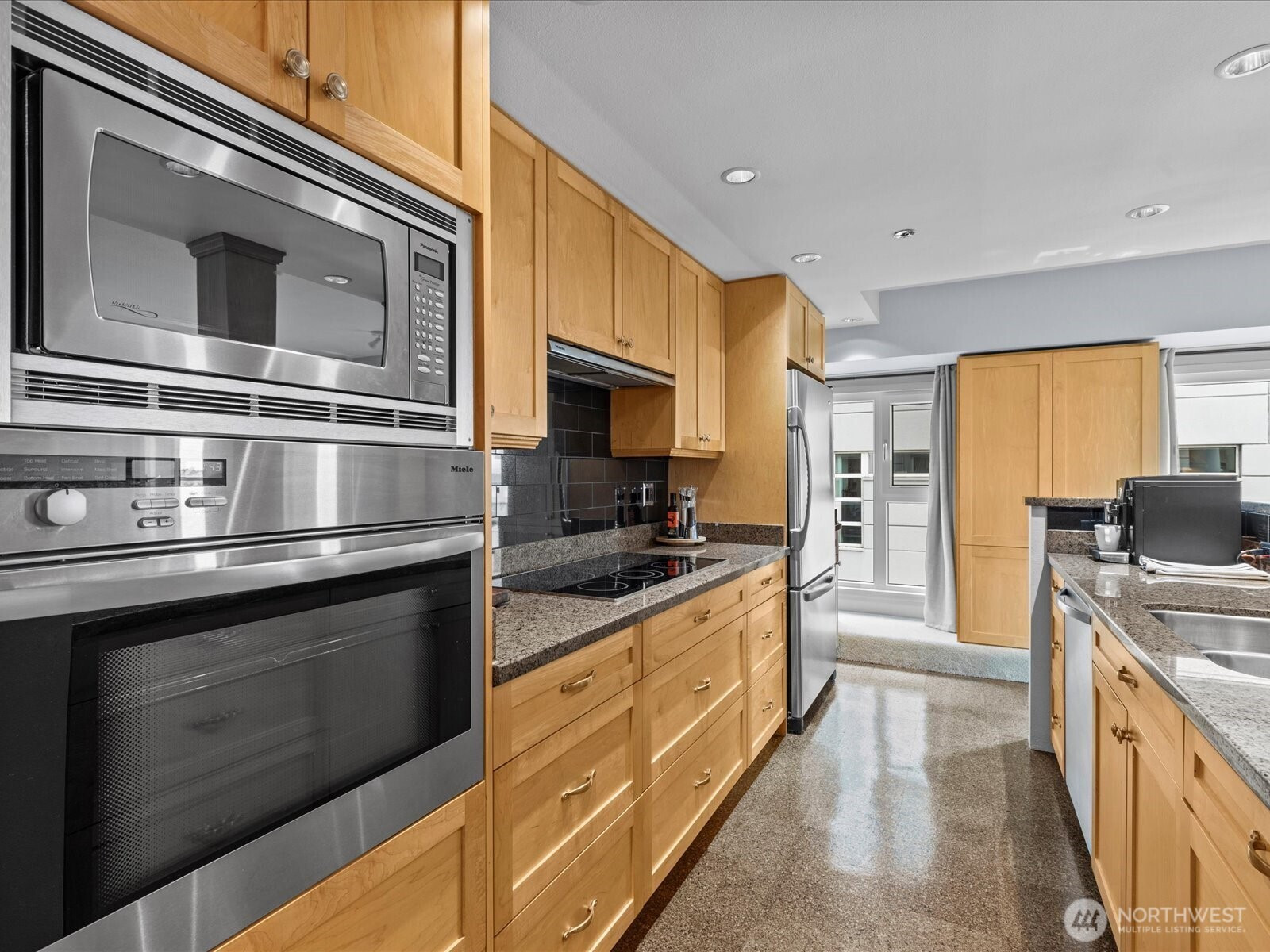 121 Vine Street, Seattle, WA 98121