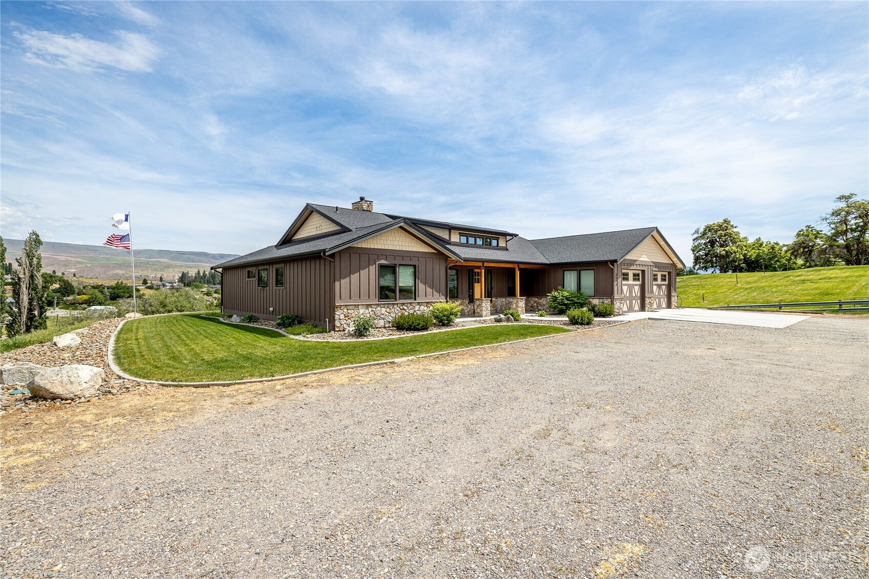 3510 Burchvale Road, Wenatchee, WA 98801