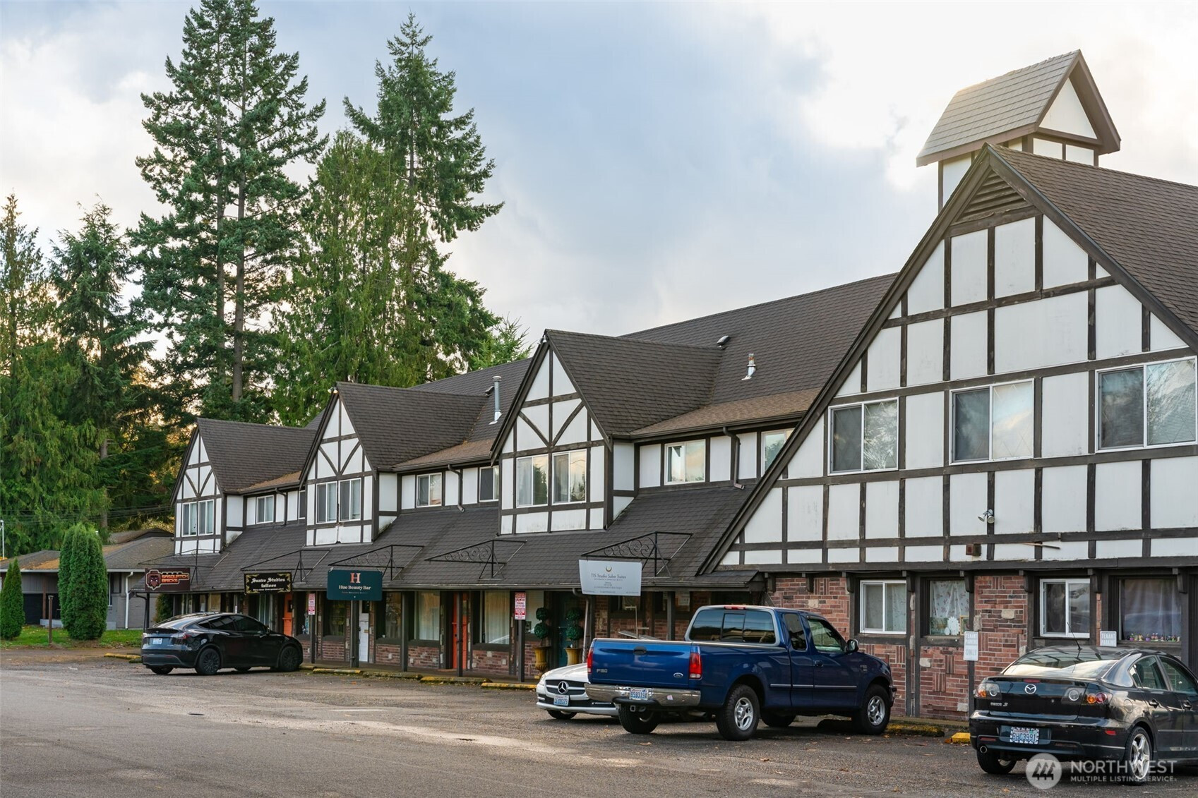 7902 27th Street W, University Place, WA 98466