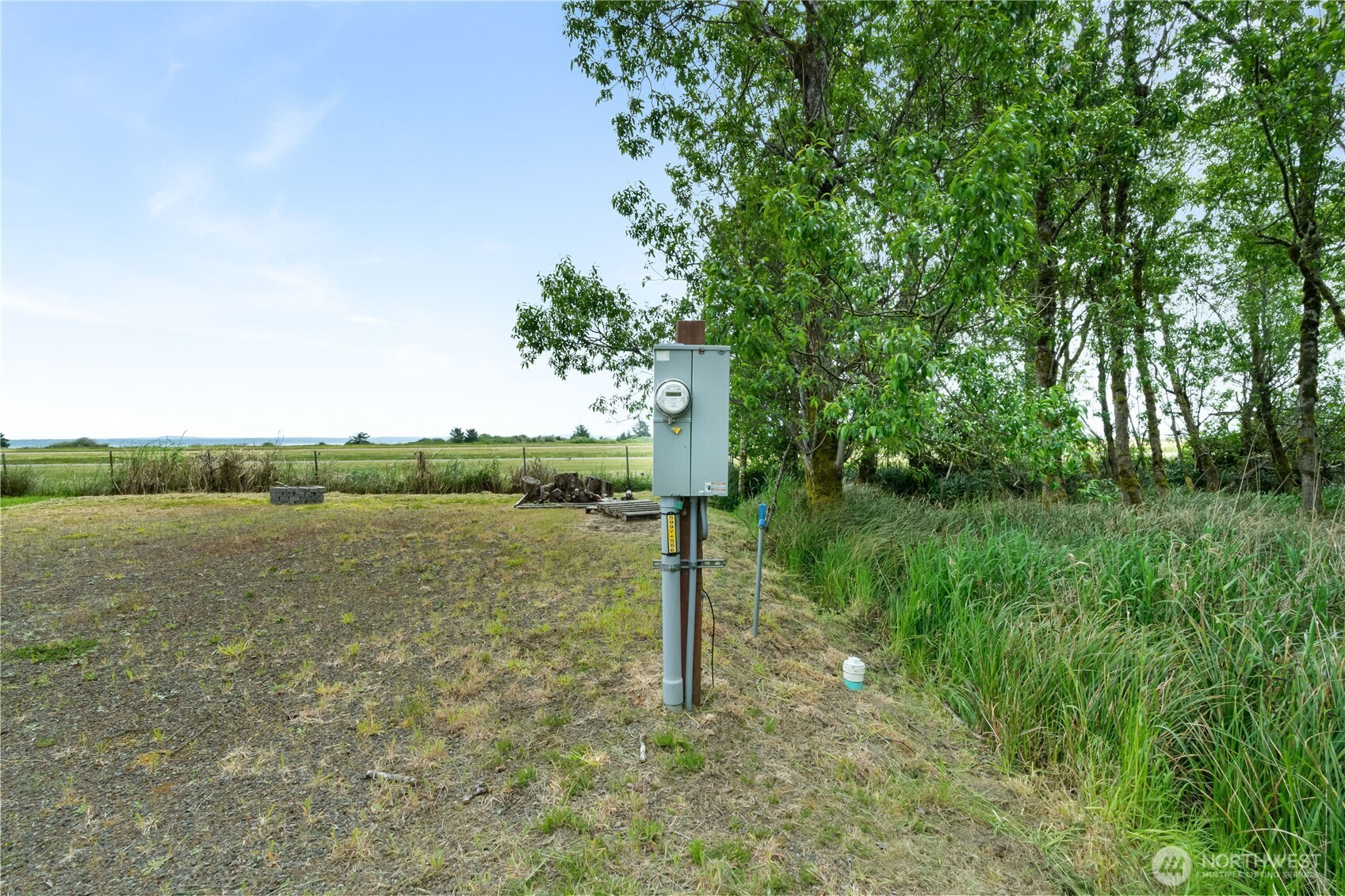 556 Duck Lake Drive NE, Ocean Shores, WA 98569