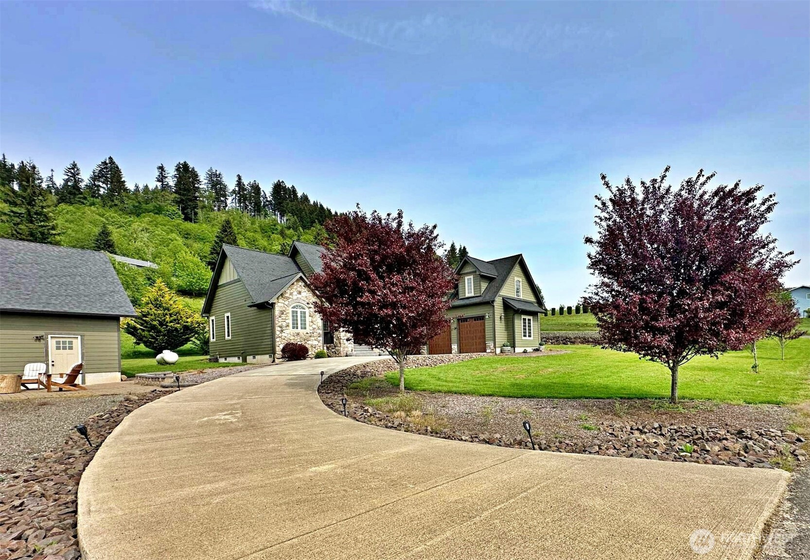 104 Hummingbird Lane, Silver Creek, WA 98585