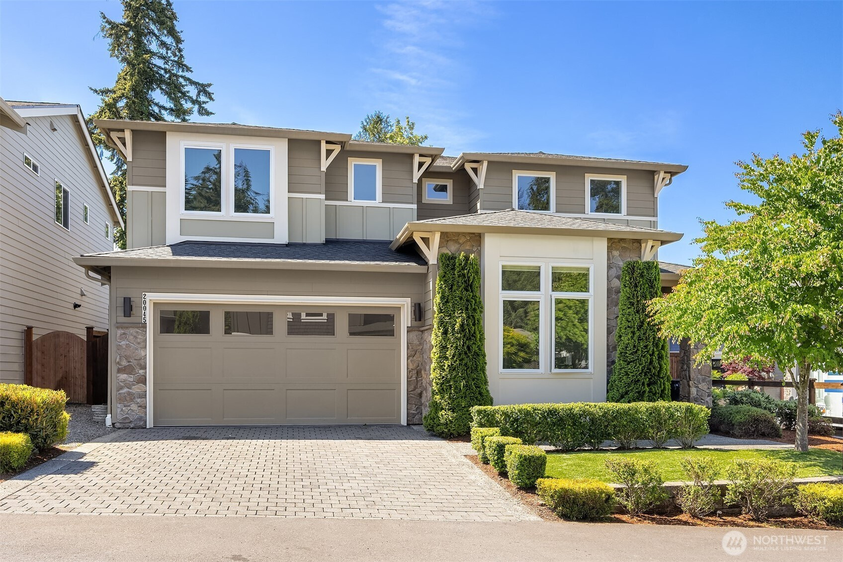 20045 10th Avenue NW, Shoreline, WA 98177
