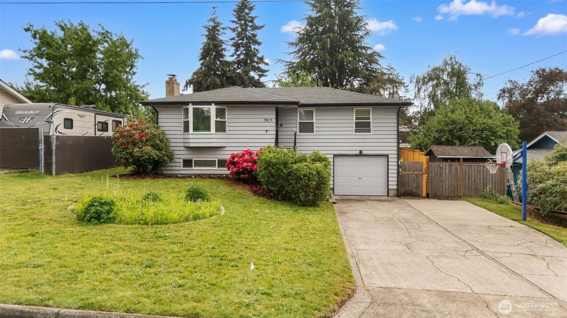 3915 S 248th Street, Kent, WA 98032