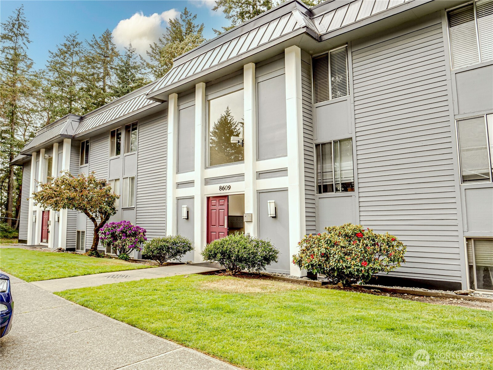 8609 Zircon Drive SW, Lakewood, WA 98498
