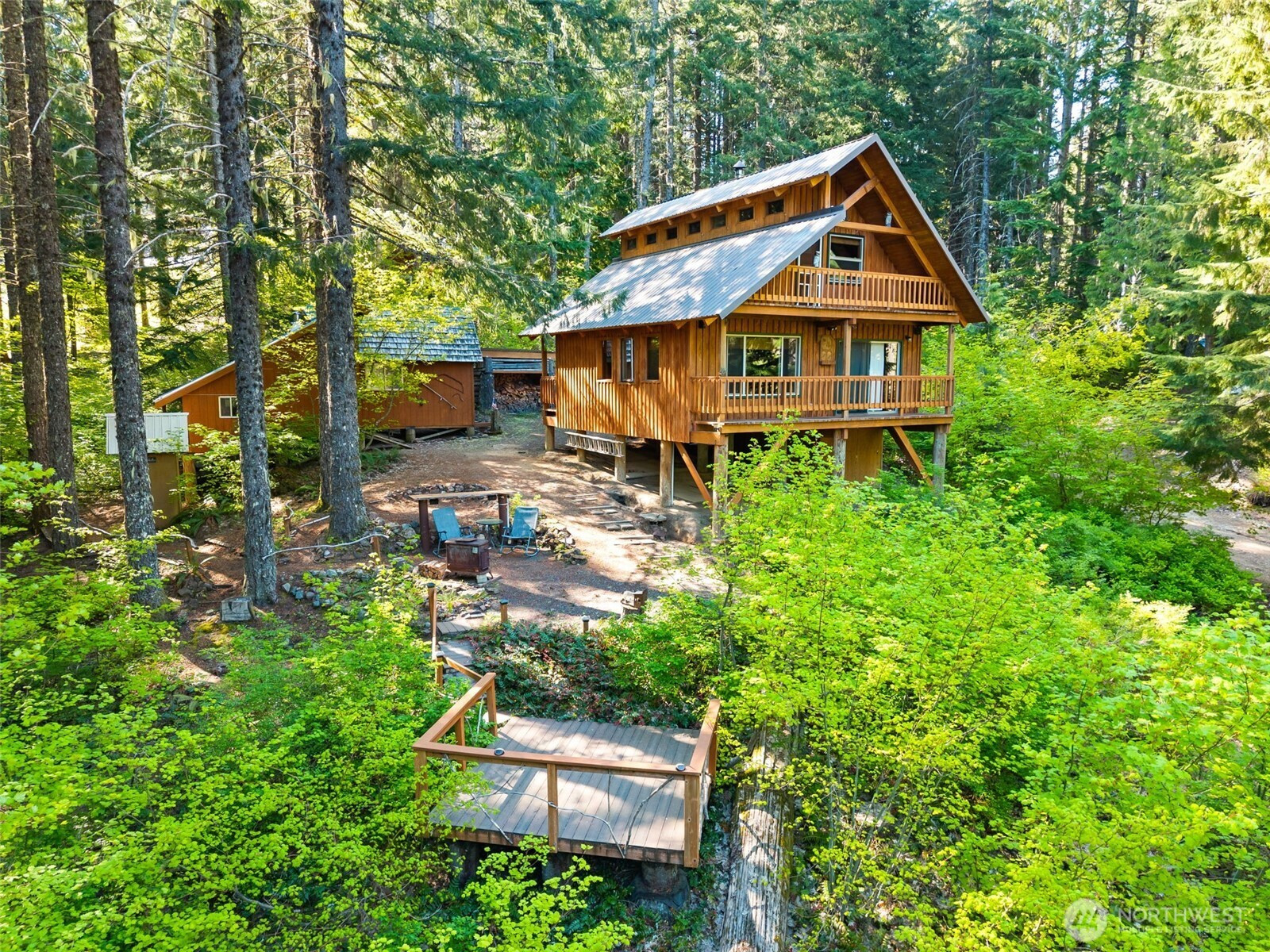 2500 4 Peaks Drive, Cougar, WA 98616