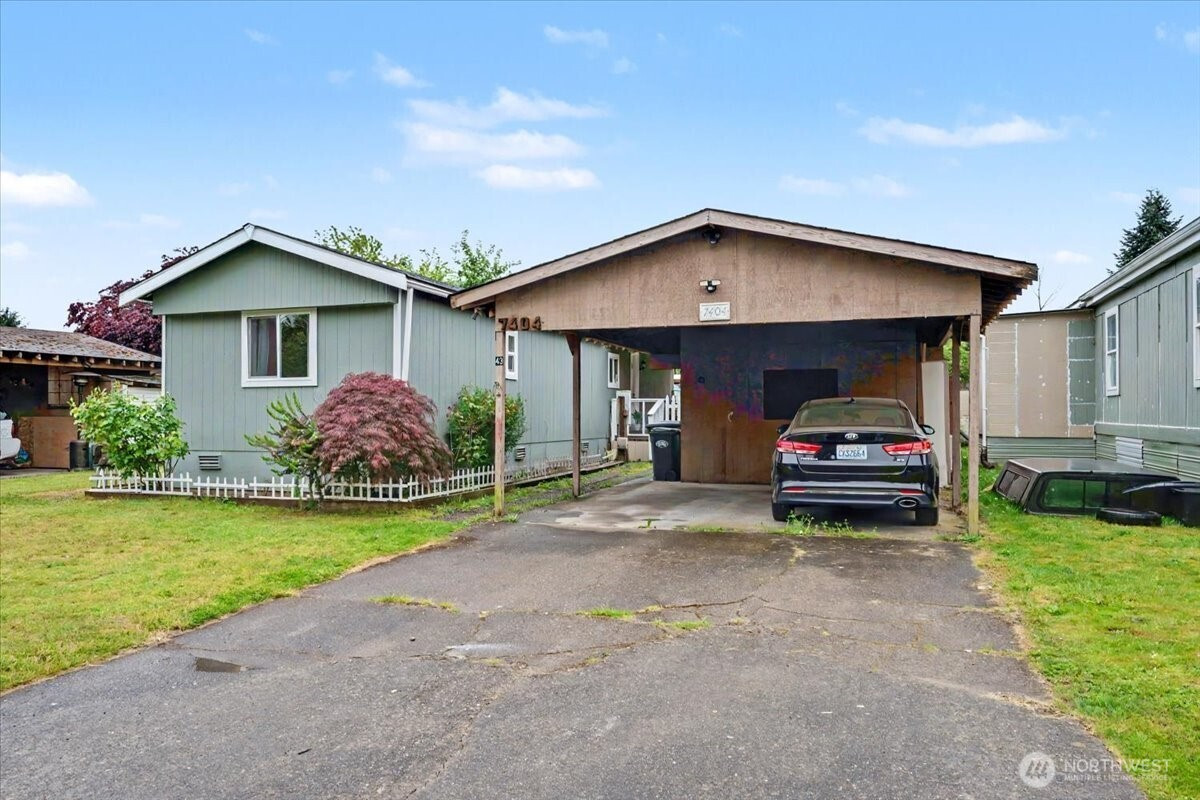 7404 187th Street Ct E, Puyallup, WA 98375