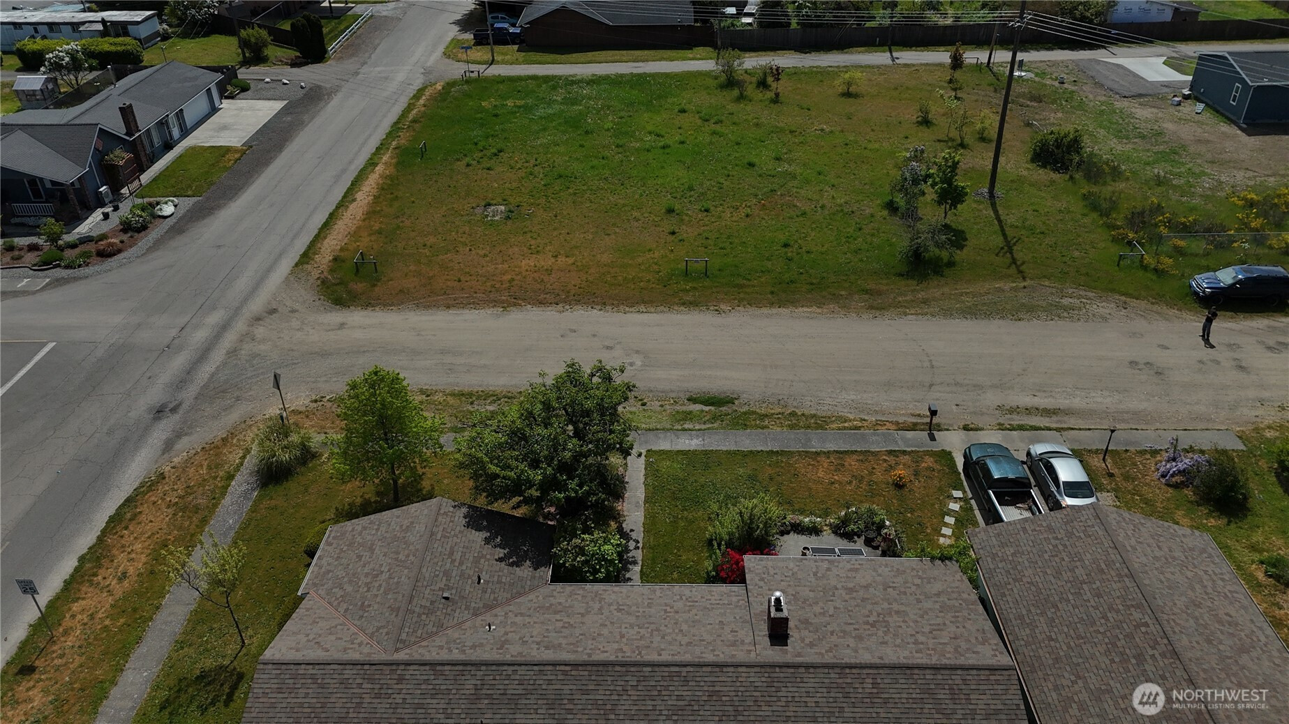 999999 W Maple Street, Sequim, WA 98382