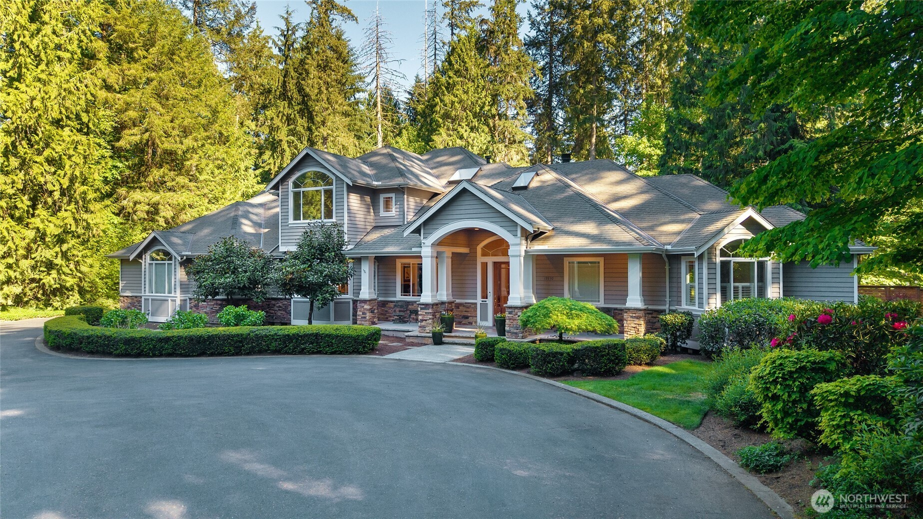 19930 170th Avenue NE, Woodinville, WA 98072