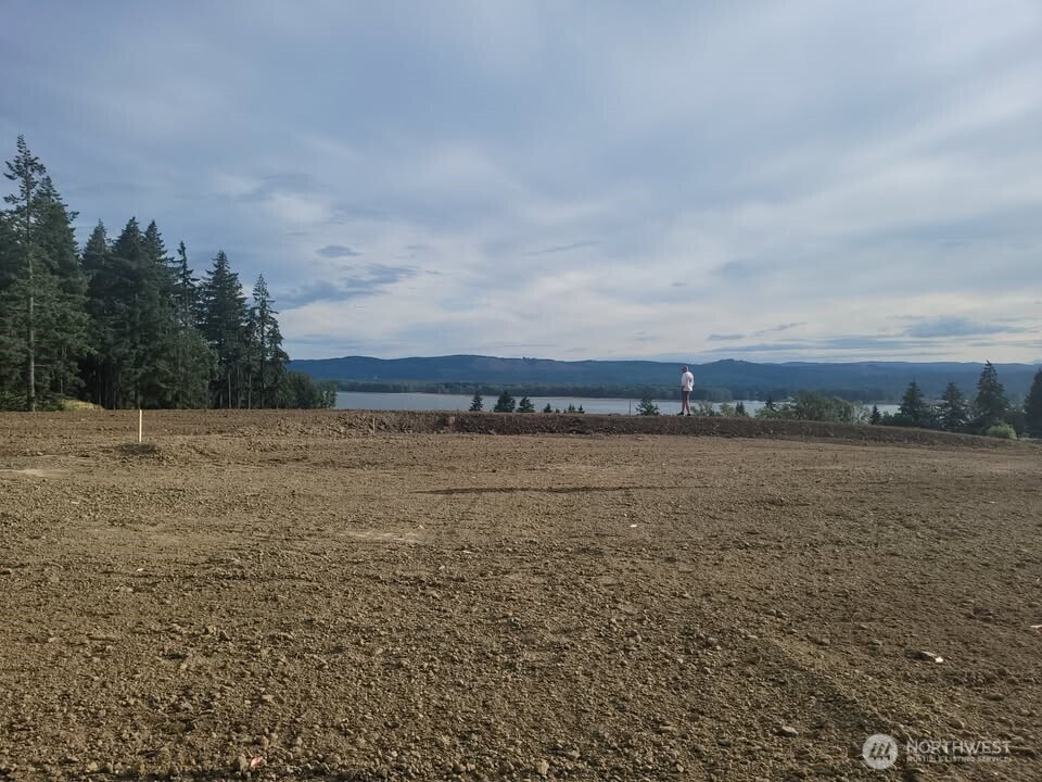 261 Landen Drive, Kalama, WA 98625