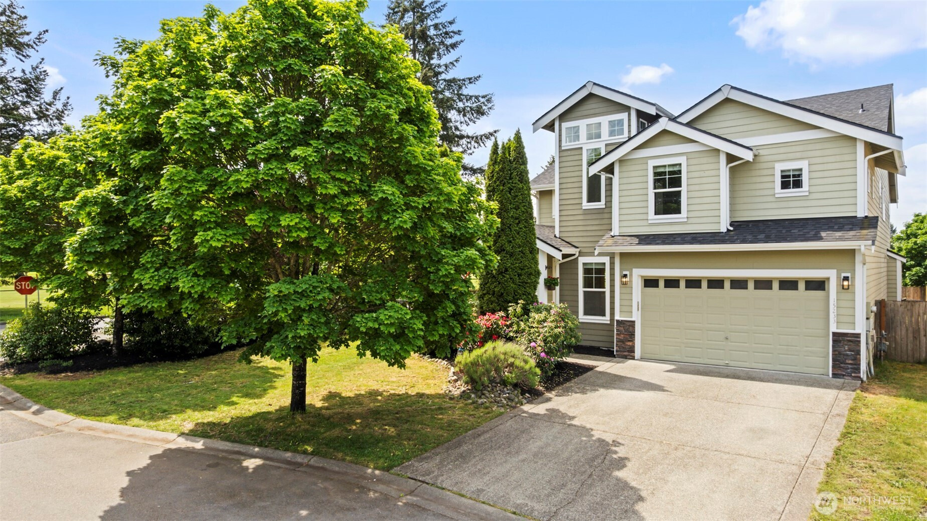 15233 100th Avenue SE, Yelm, WA 98597