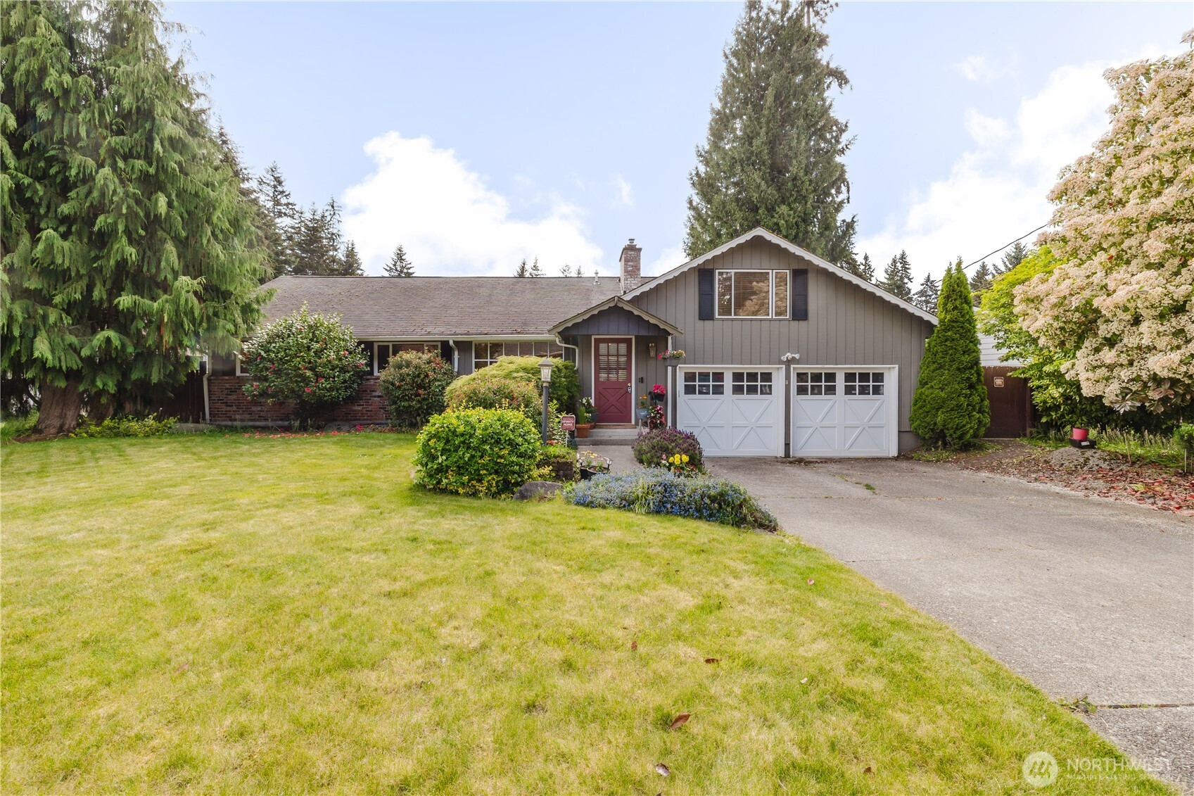 6850 E Grandview Street, Tacoma, WA 98404