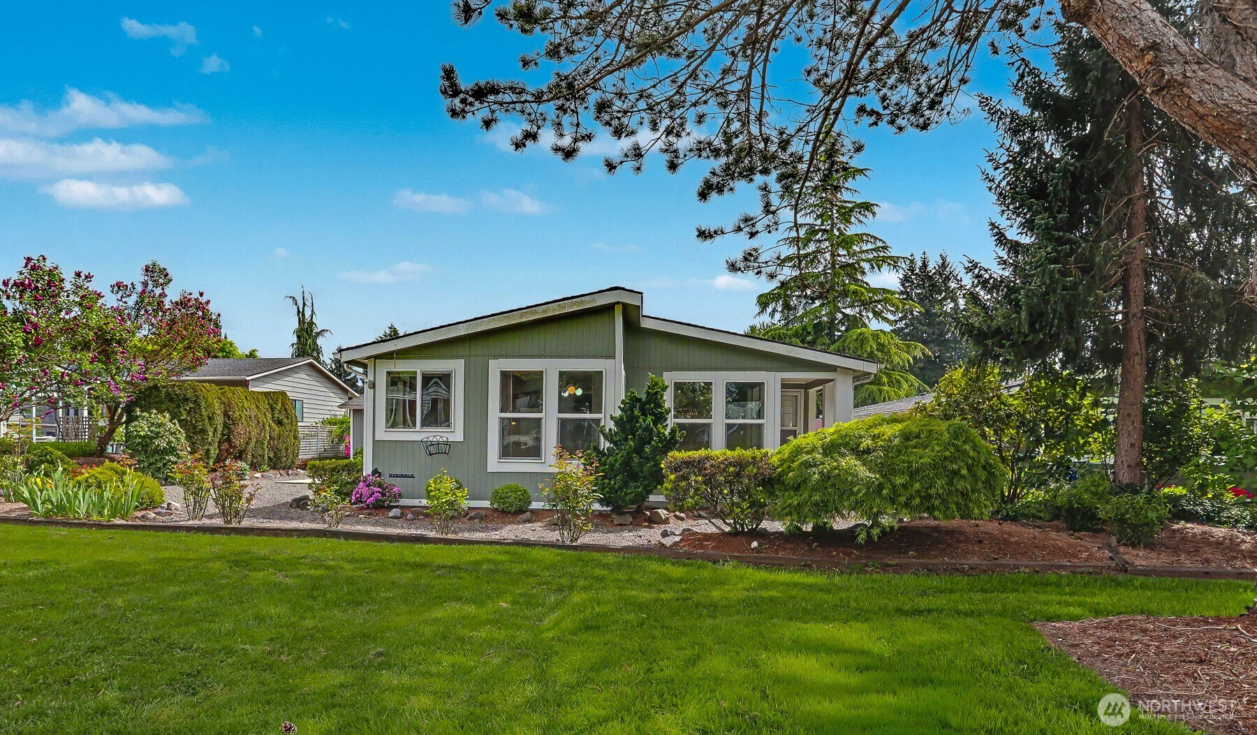 905 243rd Street SW, Bothell, WA 98021