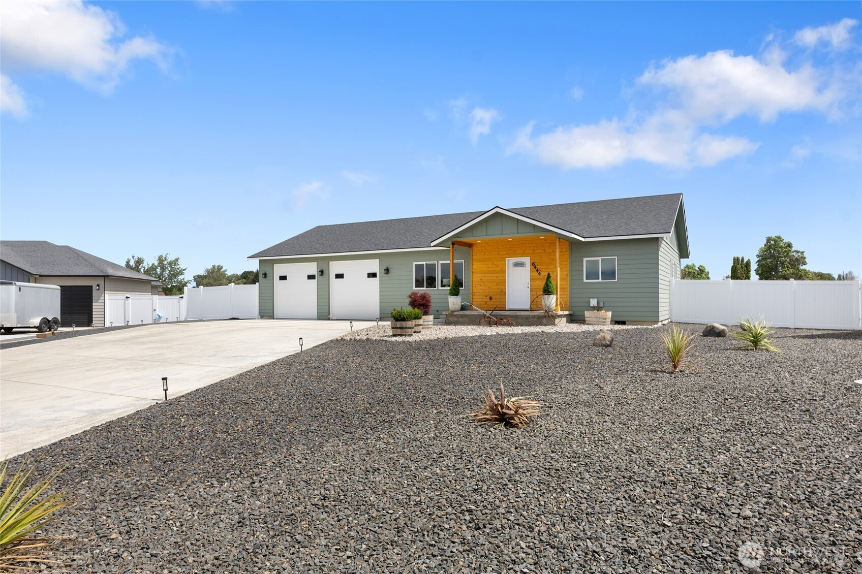 6444 Rd 2.05 NE, Moses Lake, WA 98837