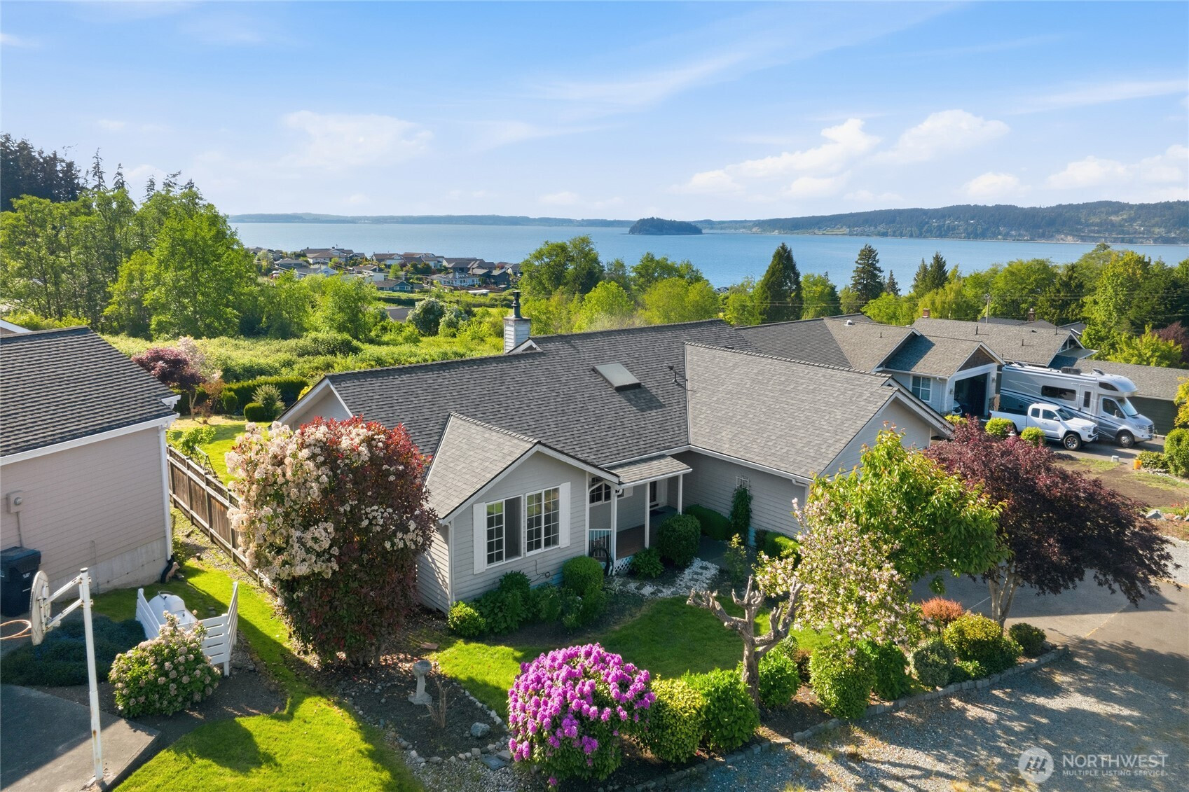 752 Sandstone Lane, Camano Island, WA 98282