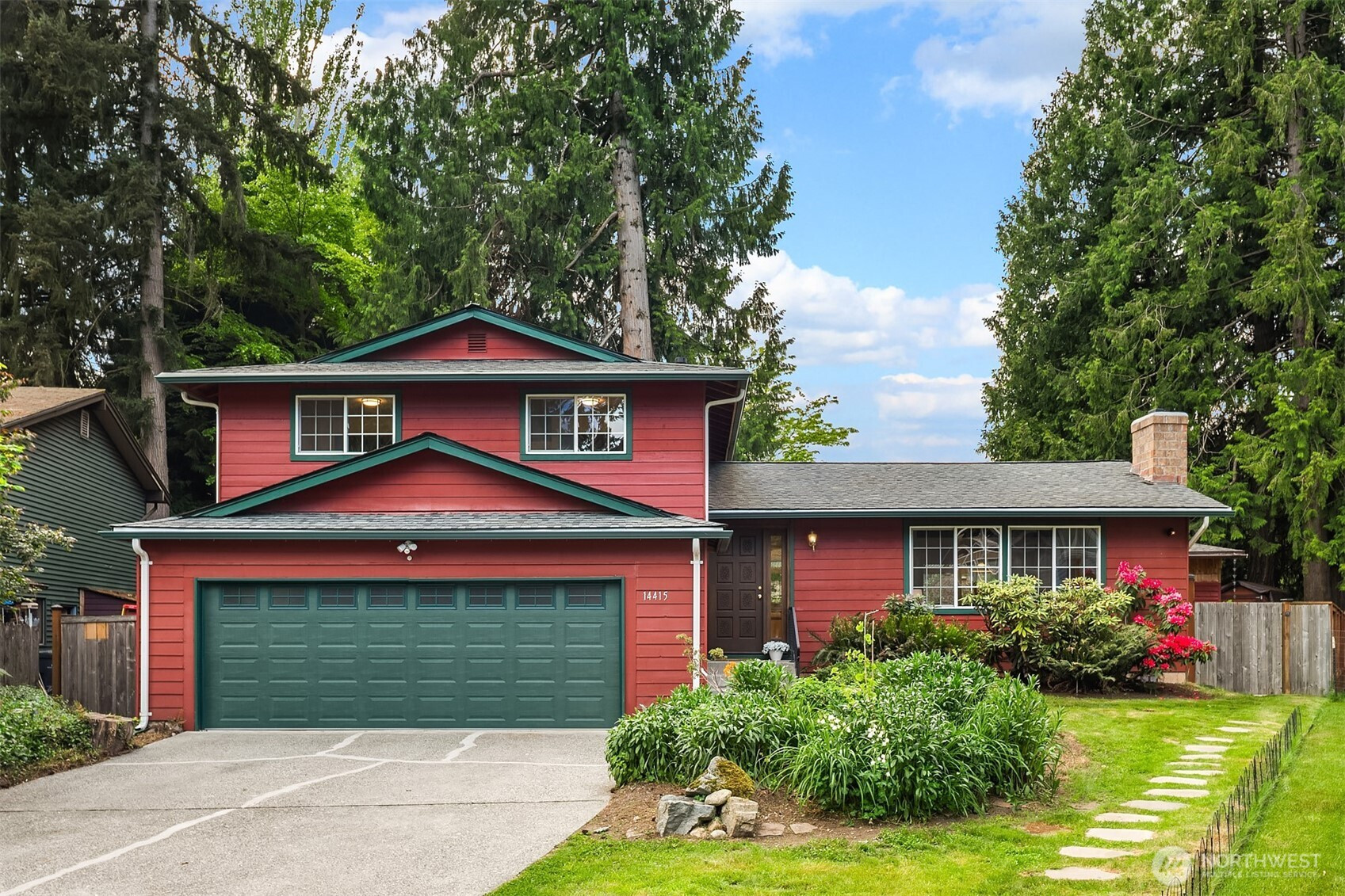 14415 105th Avenue NE, Kirkland, WA 98034