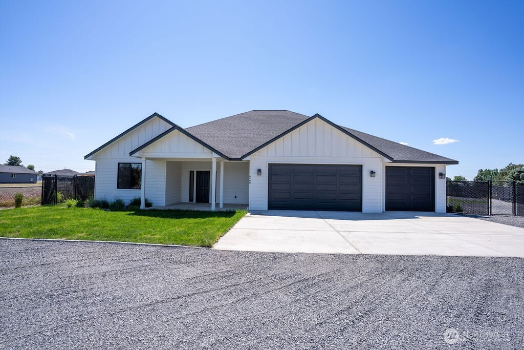 6409 Road 2.15 NE, Moses Lake, WA 98837
