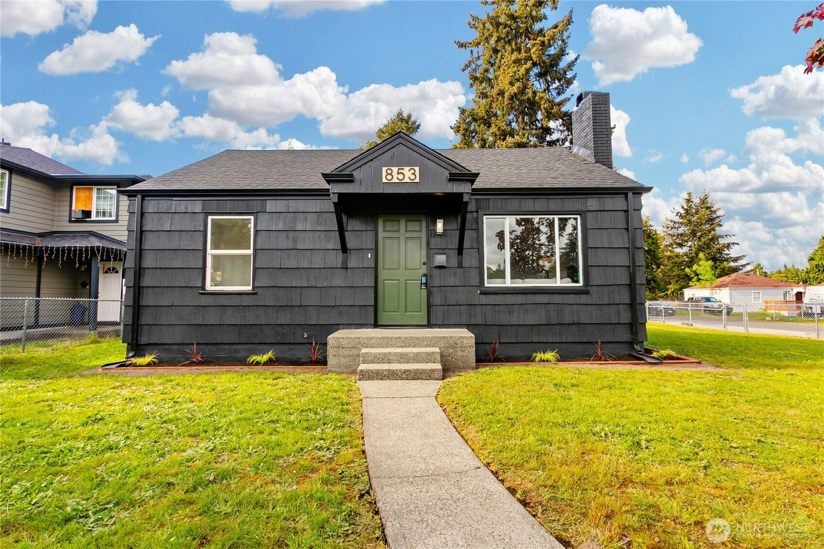 853 117th Street S, Tacoma, WA 98444