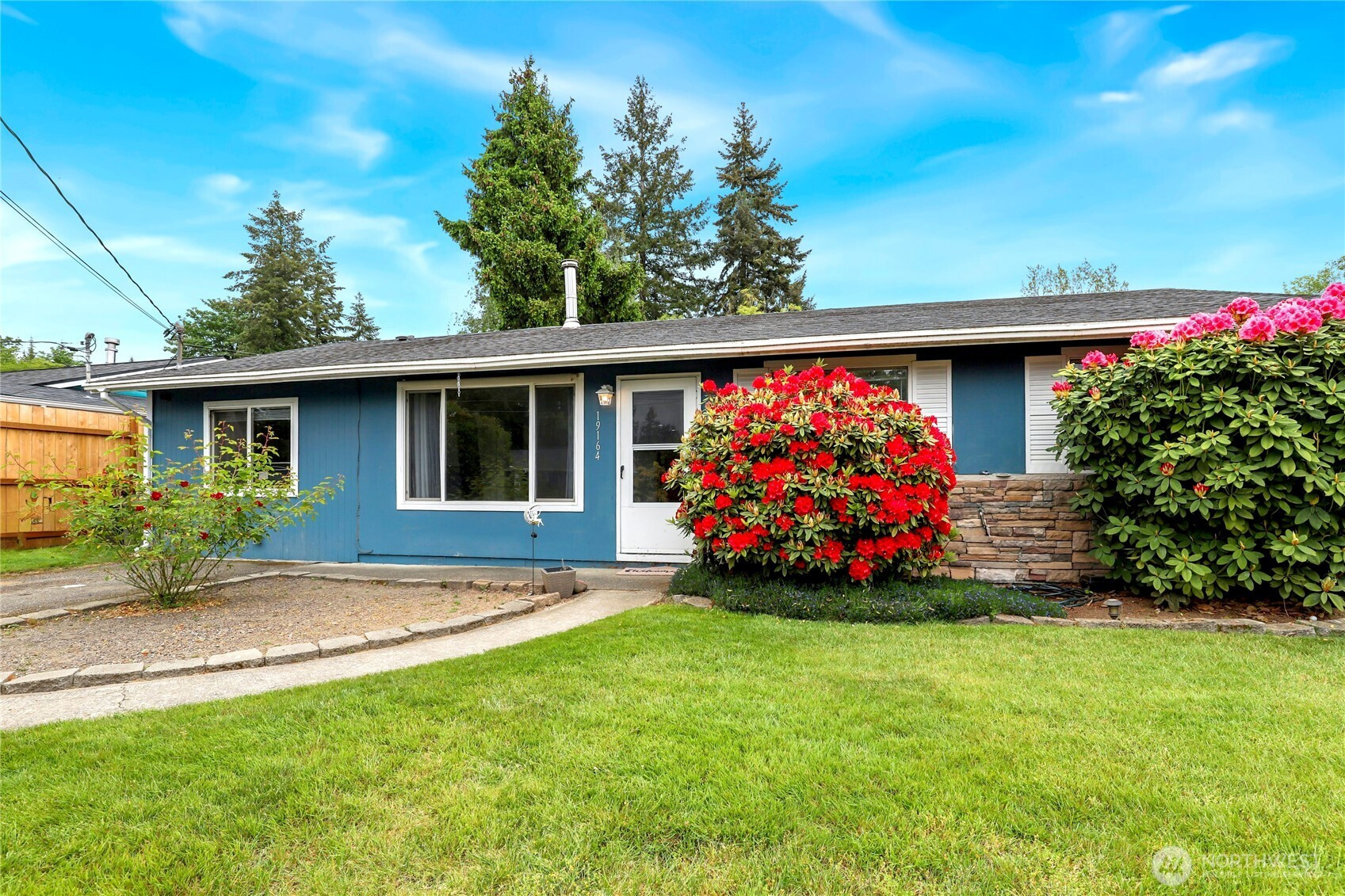 19164 Karl Place NE, Poulsbo, WA 98370