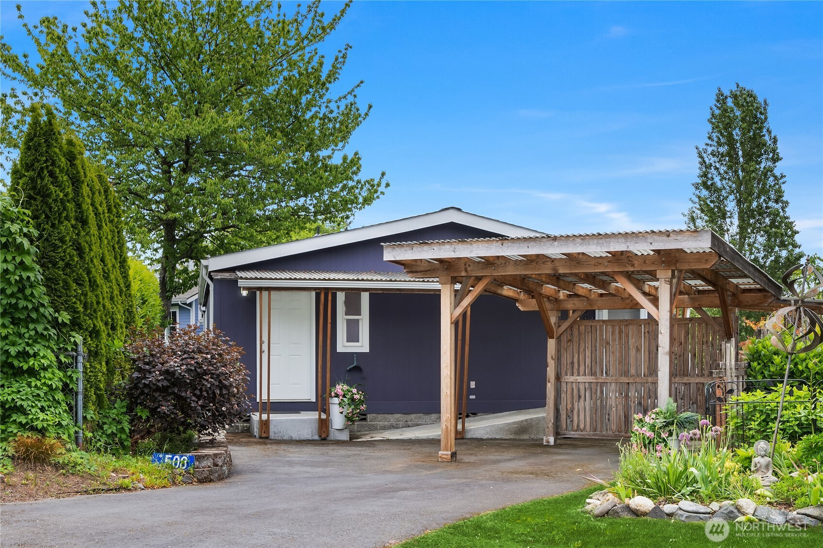 508 Madrona Way NE, Bainbridge Island, WA 98110