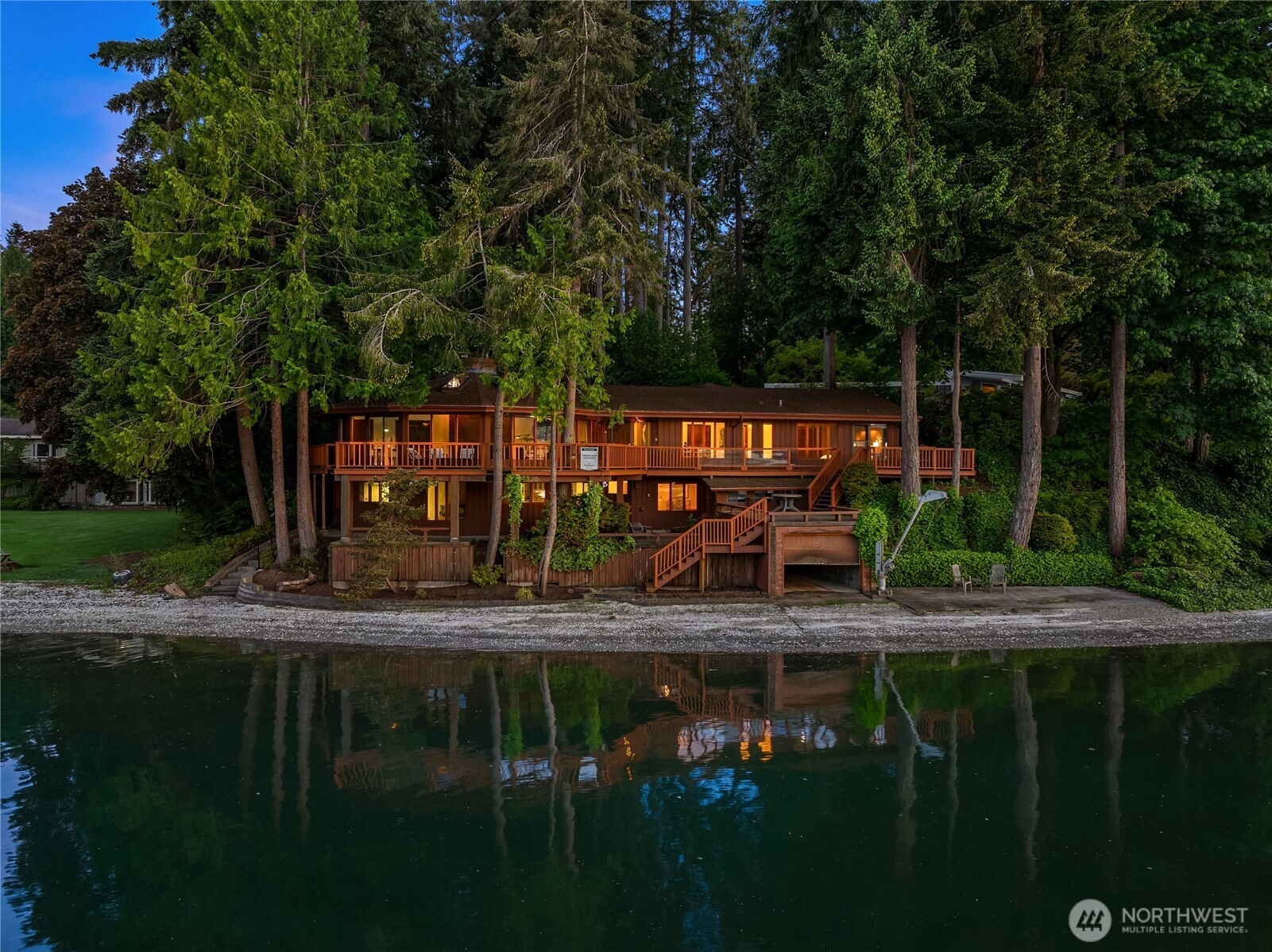 1678 NE Jacobson Road, Poulsbo, WA 98370