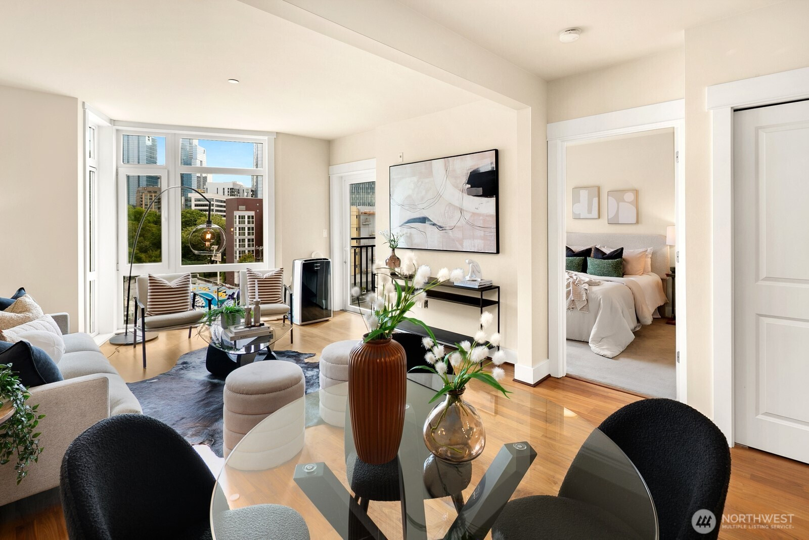699 John Street, Seattle, WA 98109