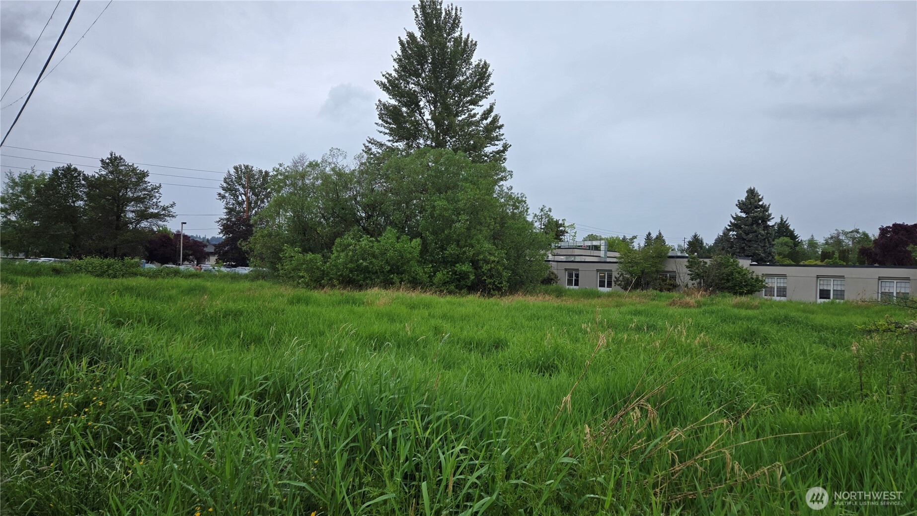 1215 9th Street SE, Puyallup, WA 98372