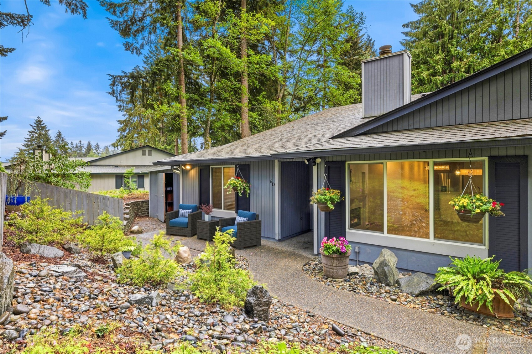 519 S 321st Street, Federal Way, WA 98003