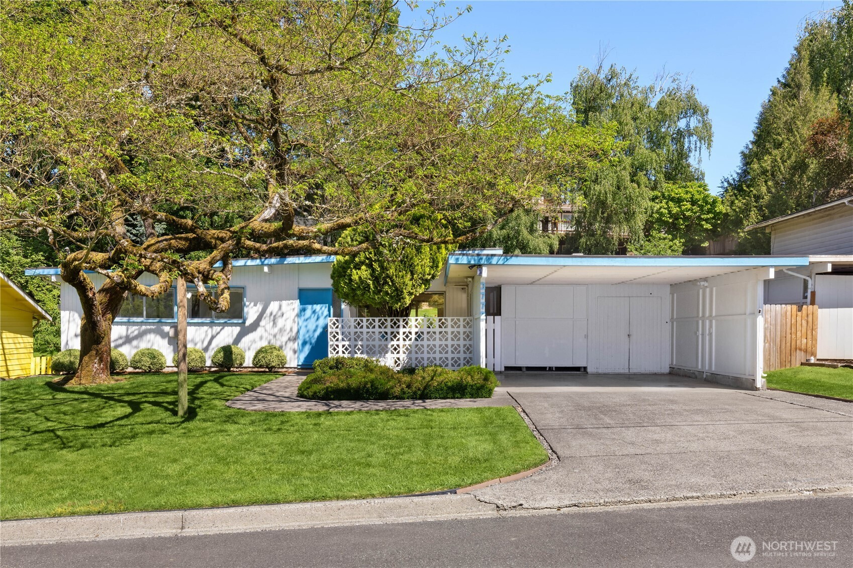 3772 78th Avenue SE, Mercer Island, WA 98040