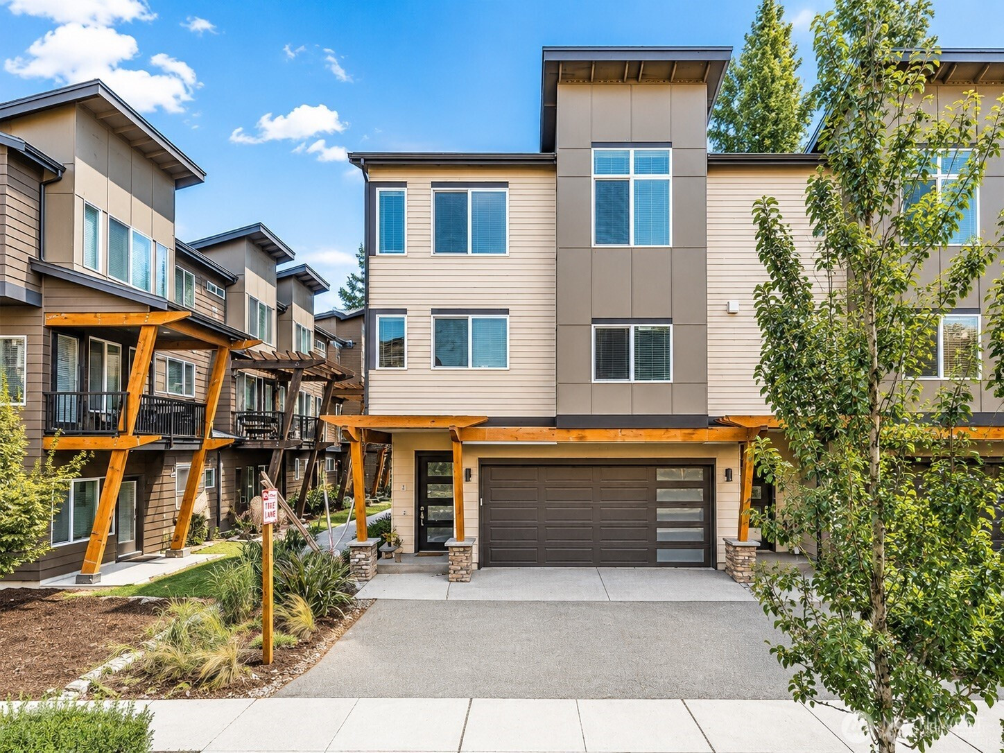 19225 Damson Road, Lynnwood, WA 98036