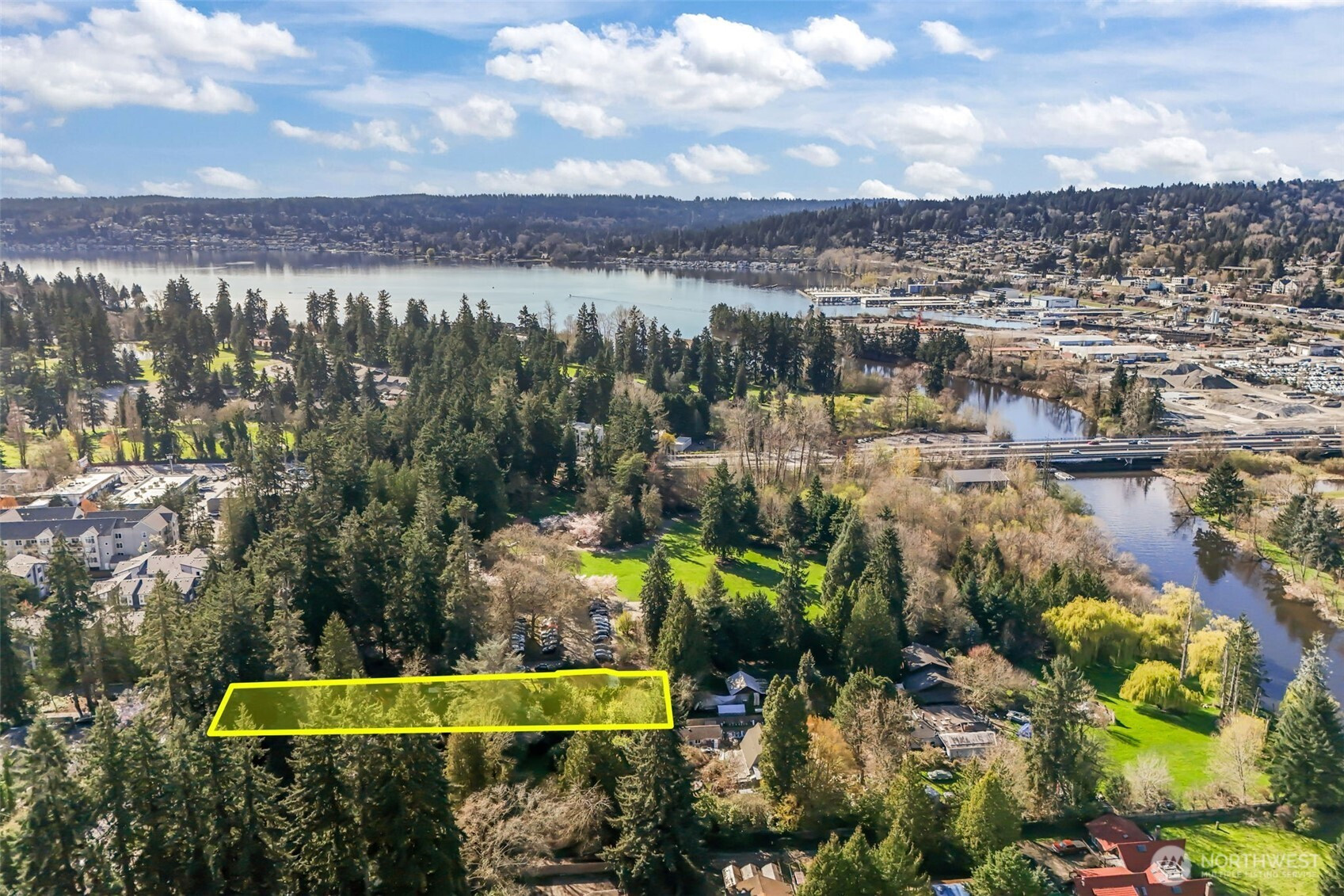 7002 NE 170th Street, Kenmore, WA 98028
