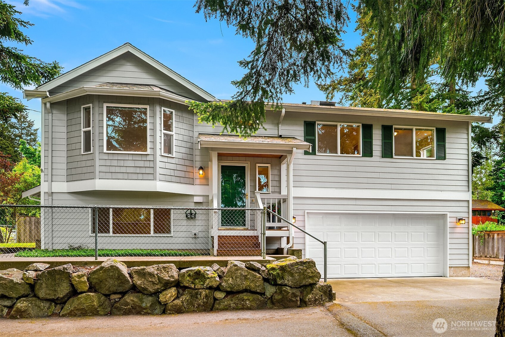 19811 Wallingford Avenue N, Shoreline, WA 98133
