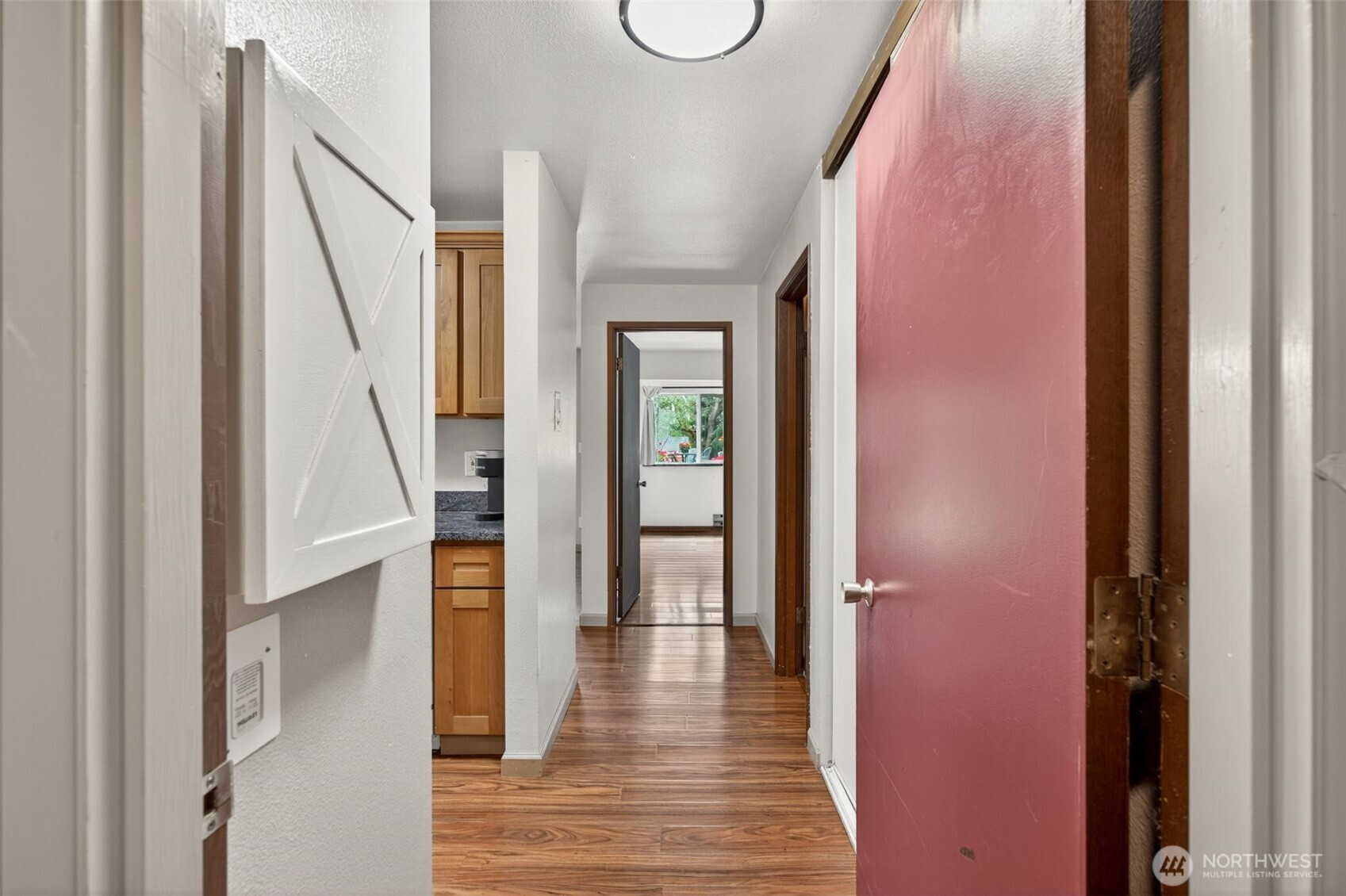 19428 Aurora Avenue N, Shoreline, WA 98133