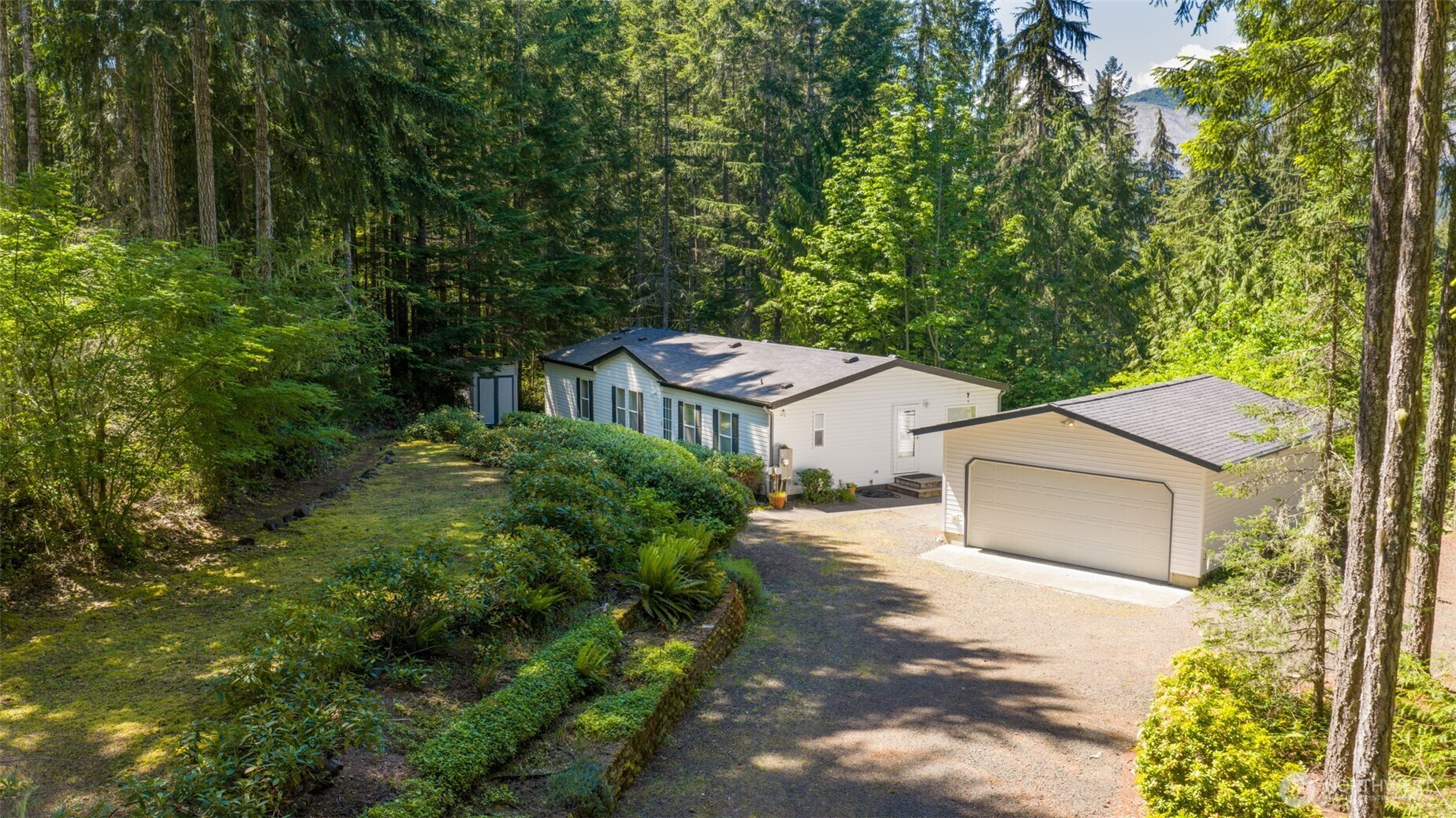 71 & 72 N Beaver Place N, Hoodsport, WA 98548