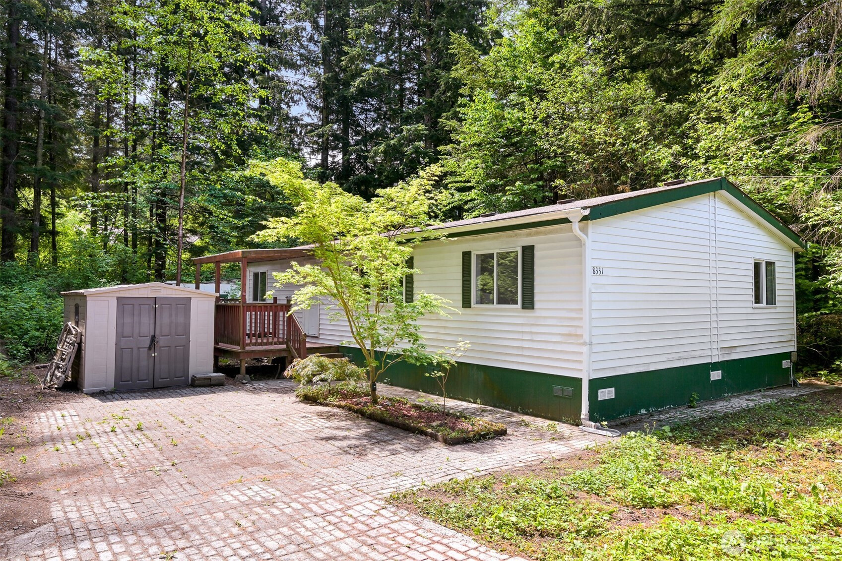 8331 Golden Valley Drive, Maple Falls, WA 98266