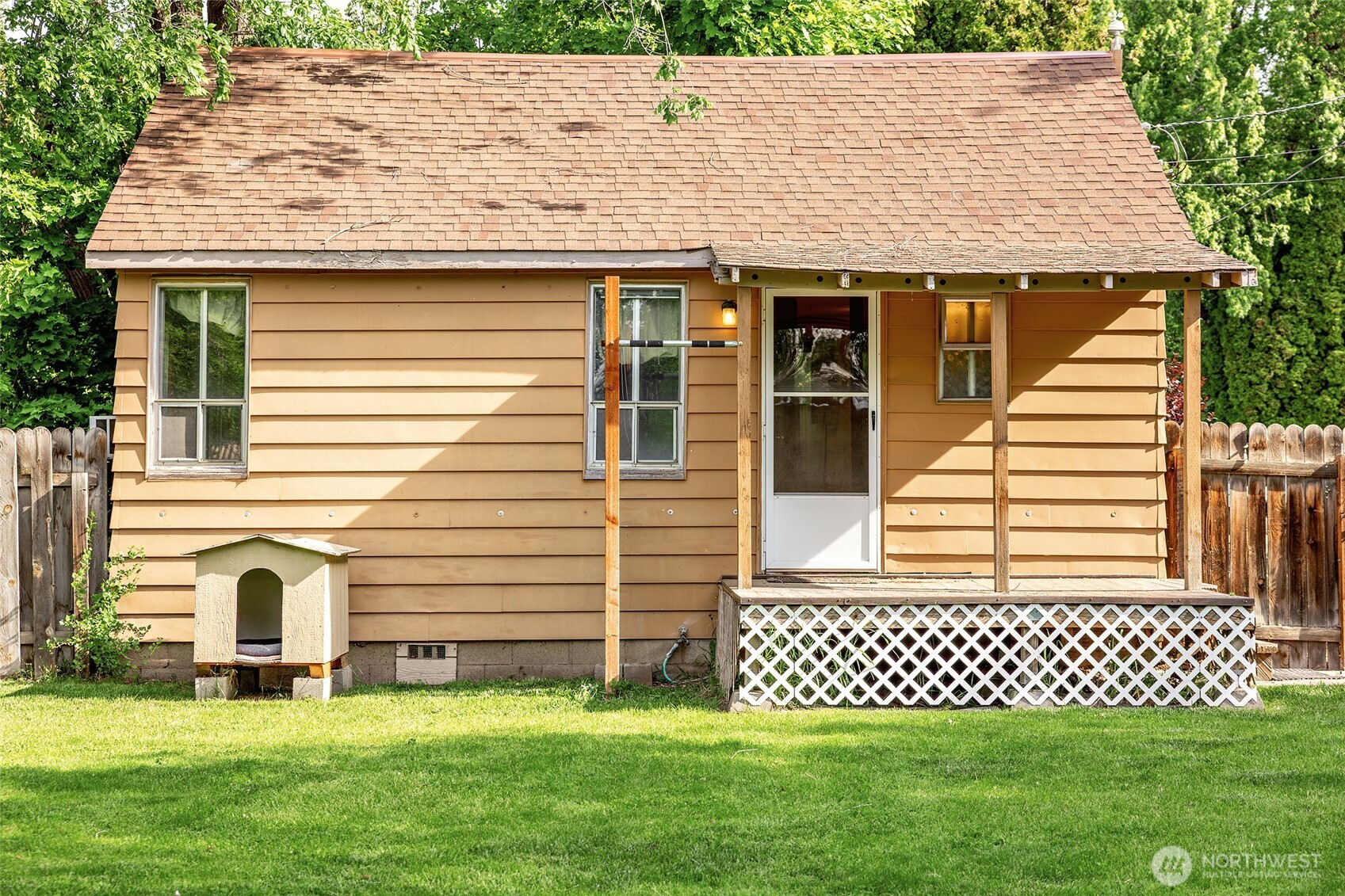 208 W Second Avenue, Kittitas, WA 98934