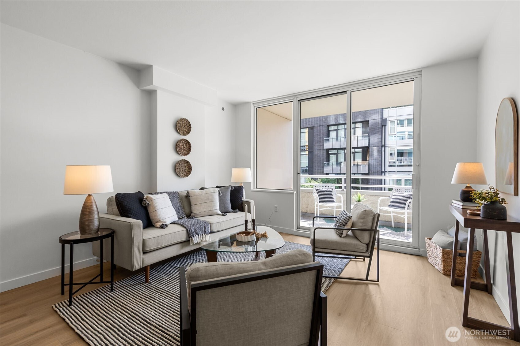 2600 2nd Avenue, Seattle, WA 98121