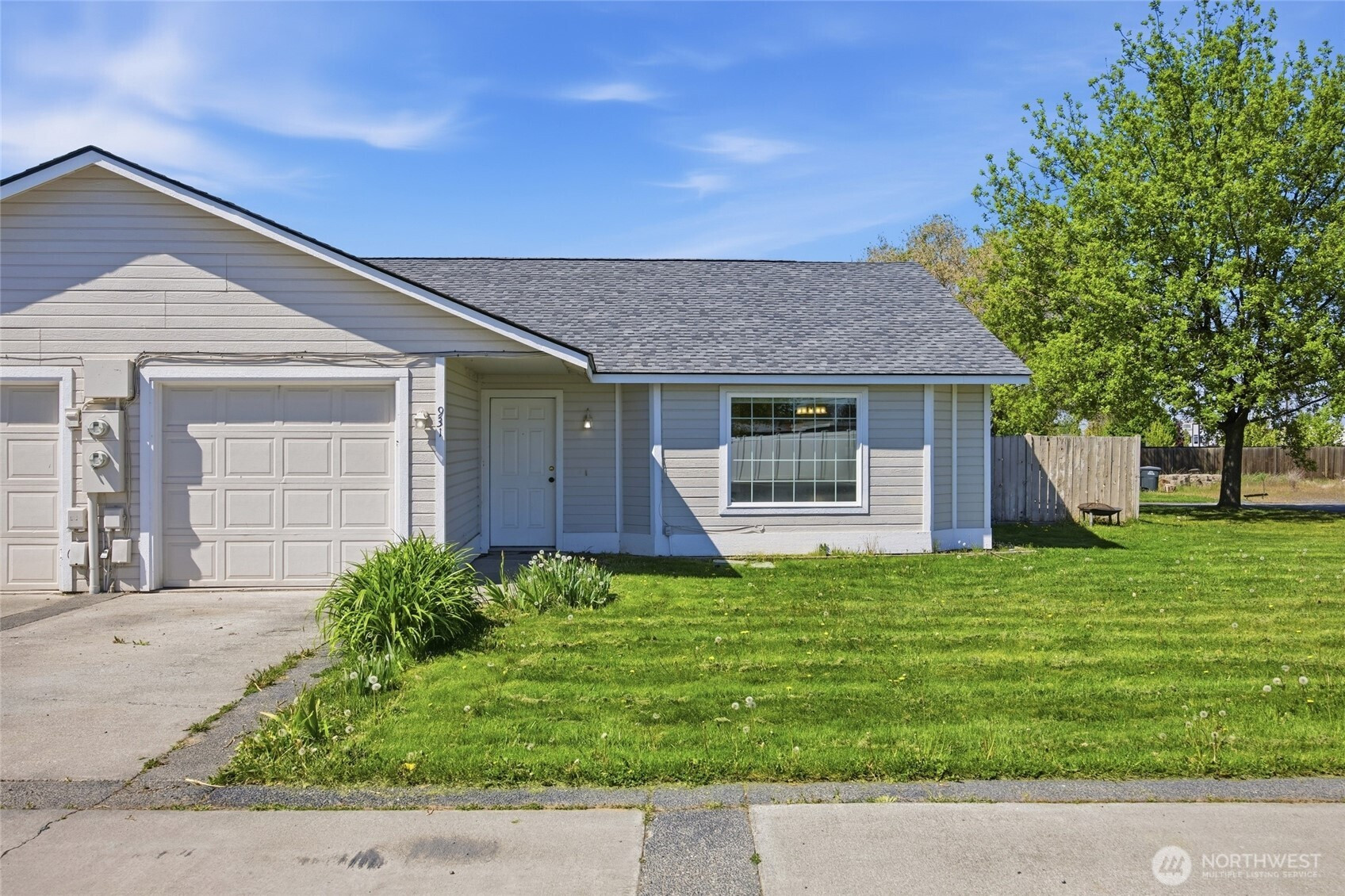 931 933 Hill Avenue, Moses Lake, WA 98837
