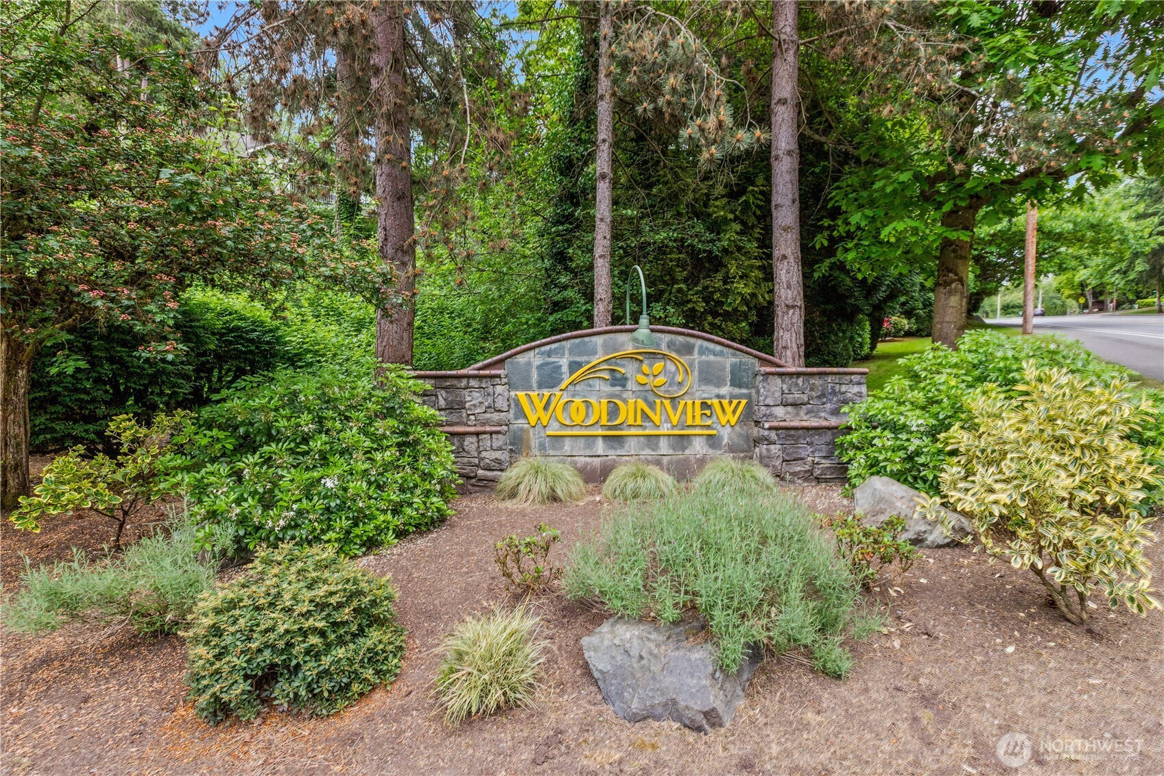 12118 NE 171st Place, Bothell, WA 98011