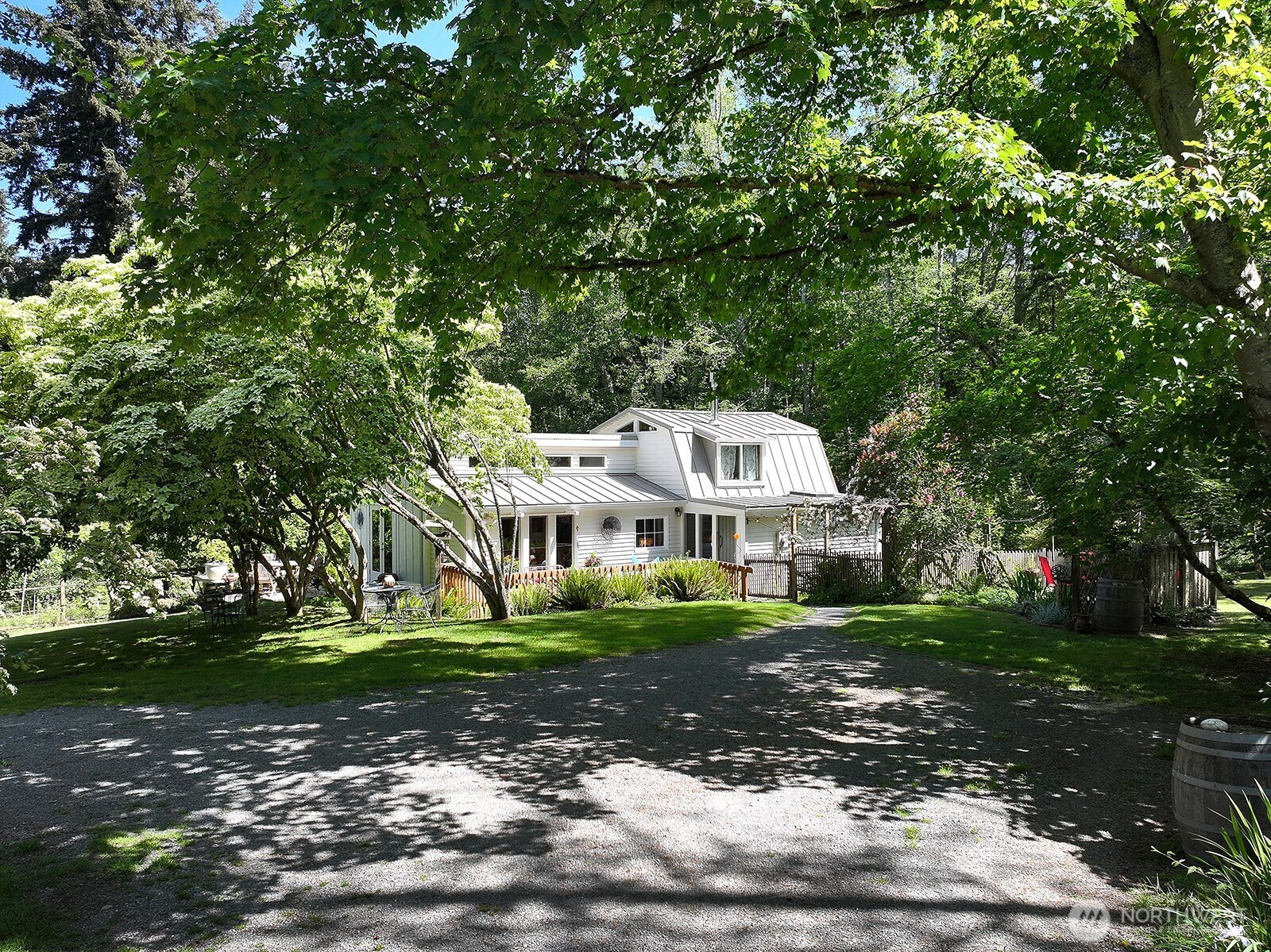 333 Whitewebs Lane, Greenbank, WA 98253