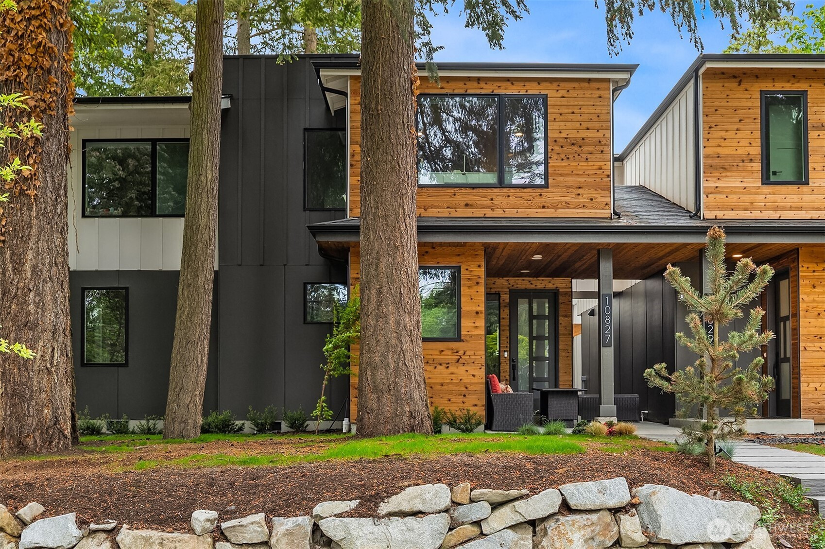 10827 104th Avenue NE, Kirkland, WA 98033