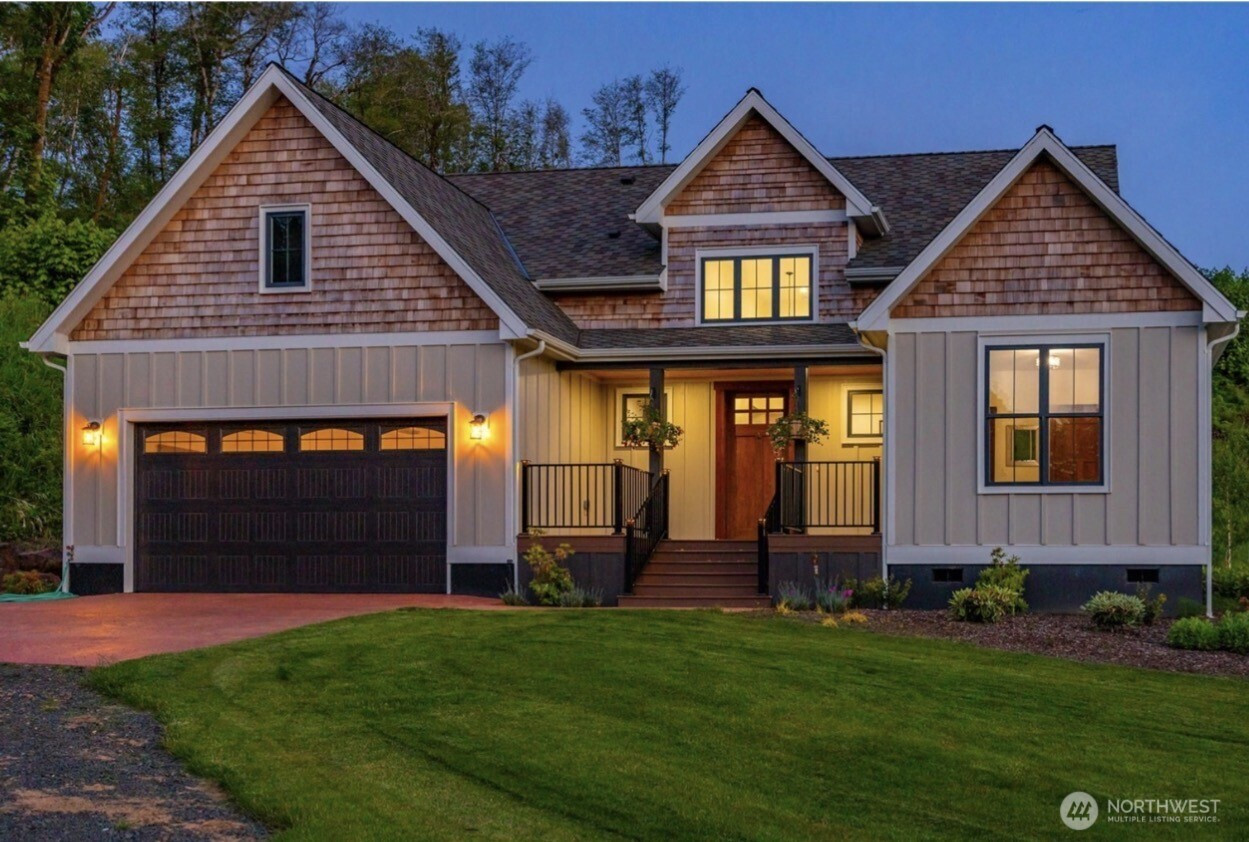 1851 Bloomhardt Road, Raymond, WA 98577