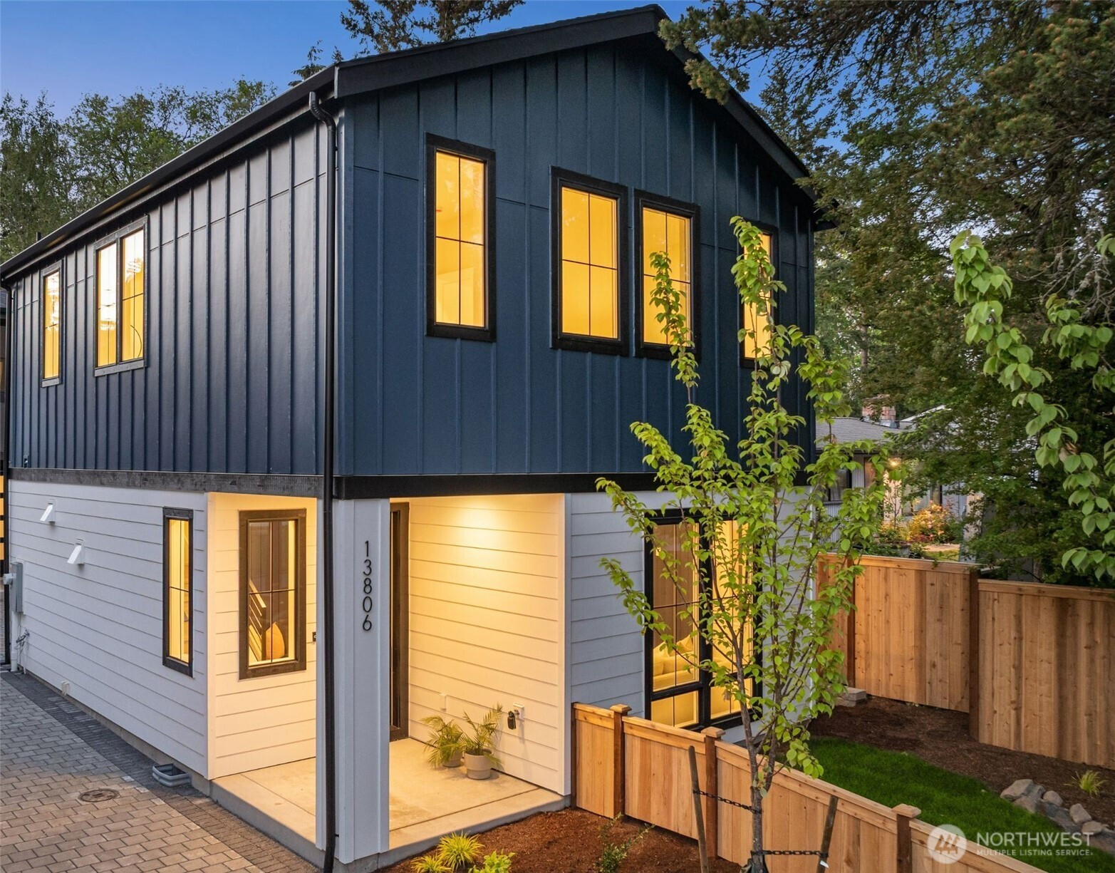13806 84th Lane NE, Kirkland, WA 98034