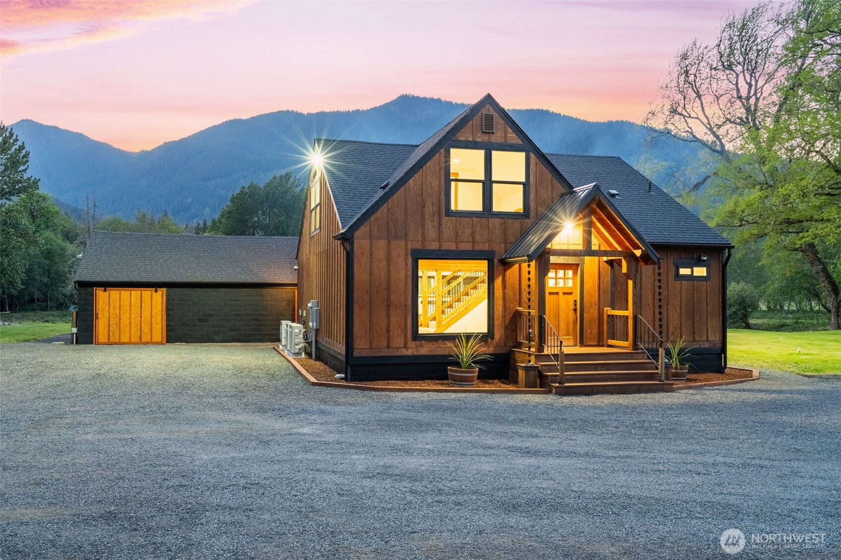 12087 US Highway 12, Packwood, WA 98361