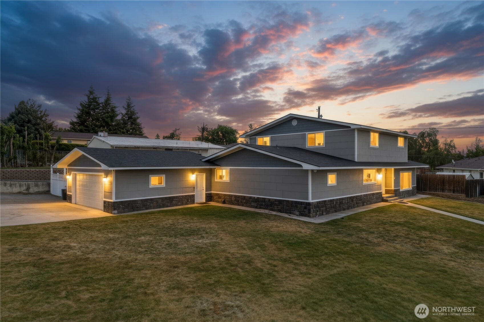 921 NW 1st Avenue, Ephrata, WA 98823