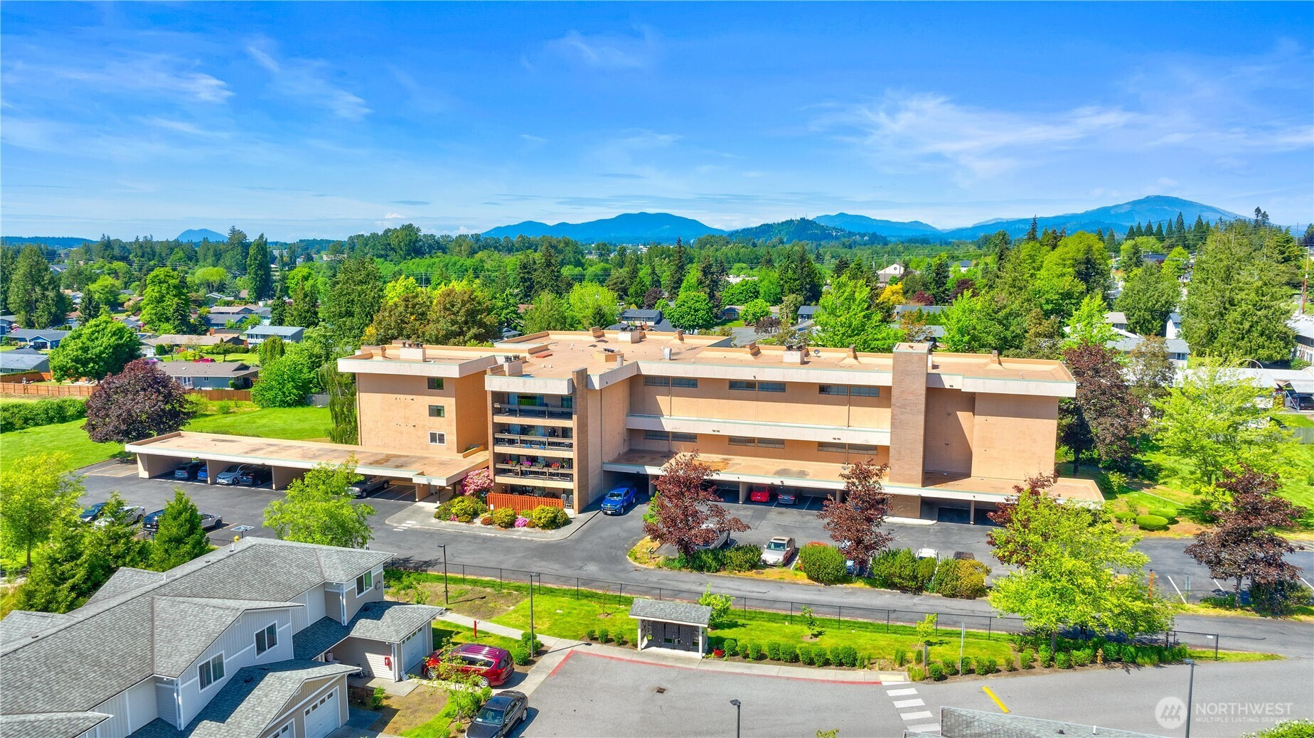 2021 N LaVenture Road, Mount Vernon, WA 98273