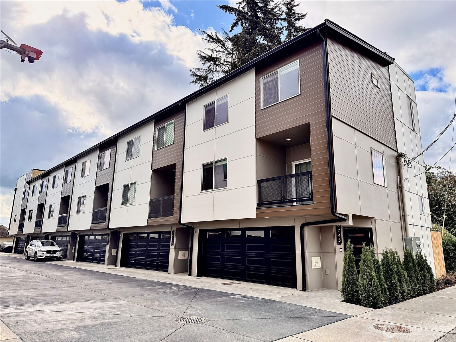 9745 4th Avenue W, Everett, WA 98204