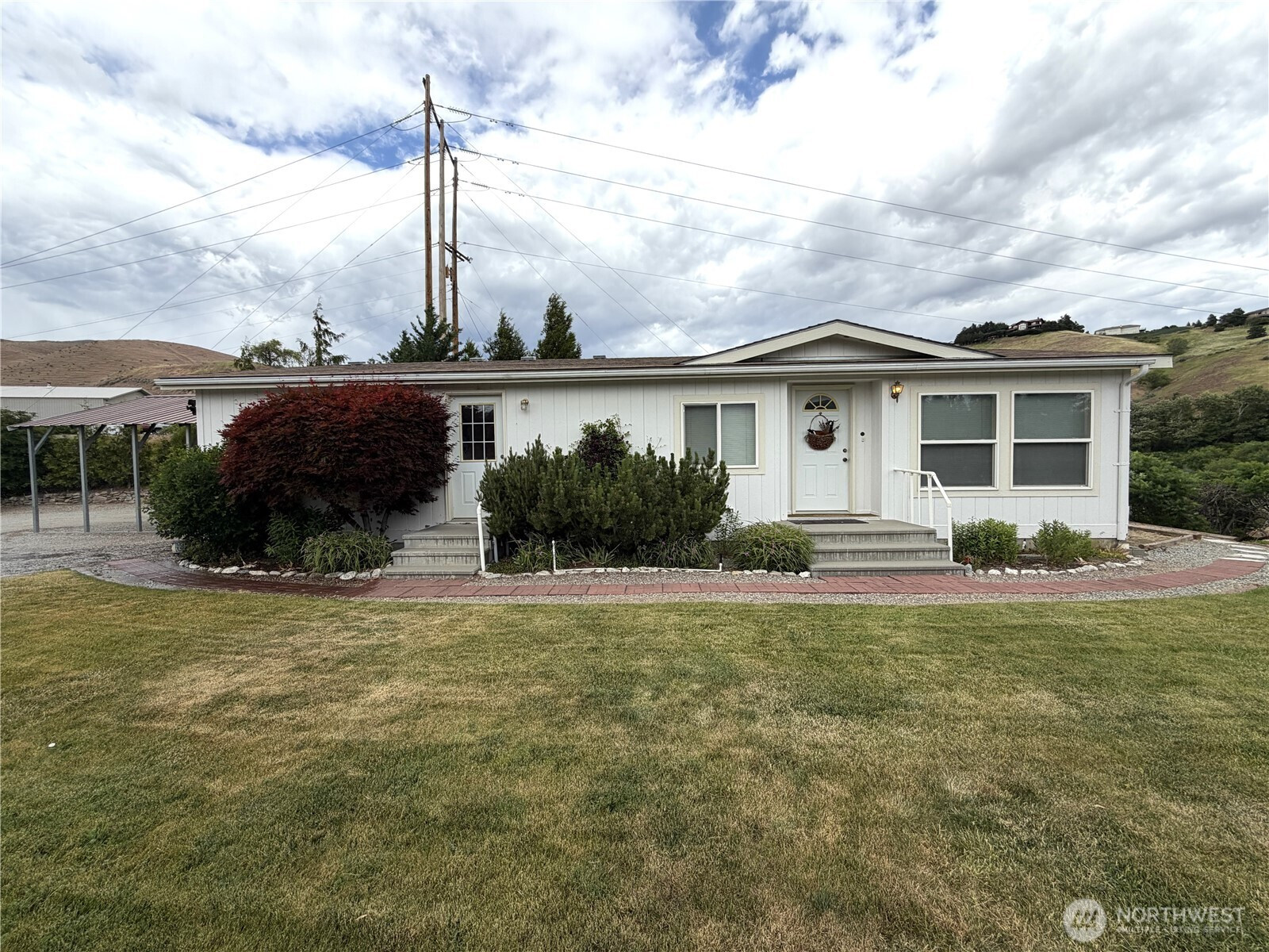 1634 Sunset Dr, Wenatchee, WA 98801