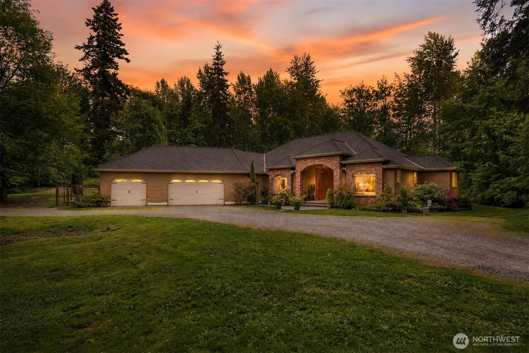 2139 H St Road, Blaine, WA 98230