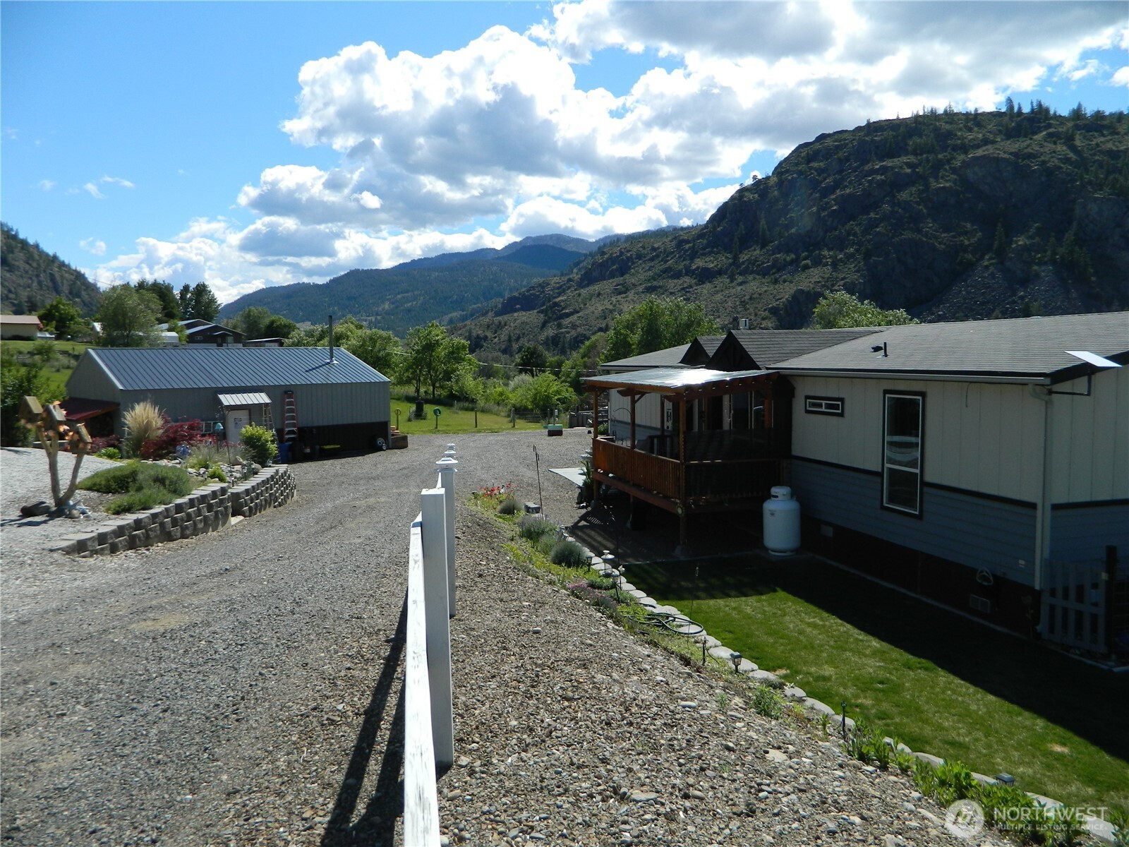 24 Main Street, Loomis, WA 98855