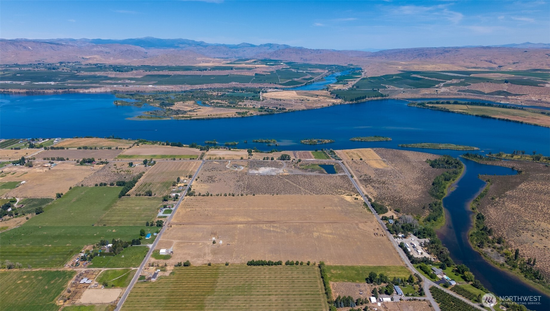 10 Solitude Lane, Brewster, WA 98812